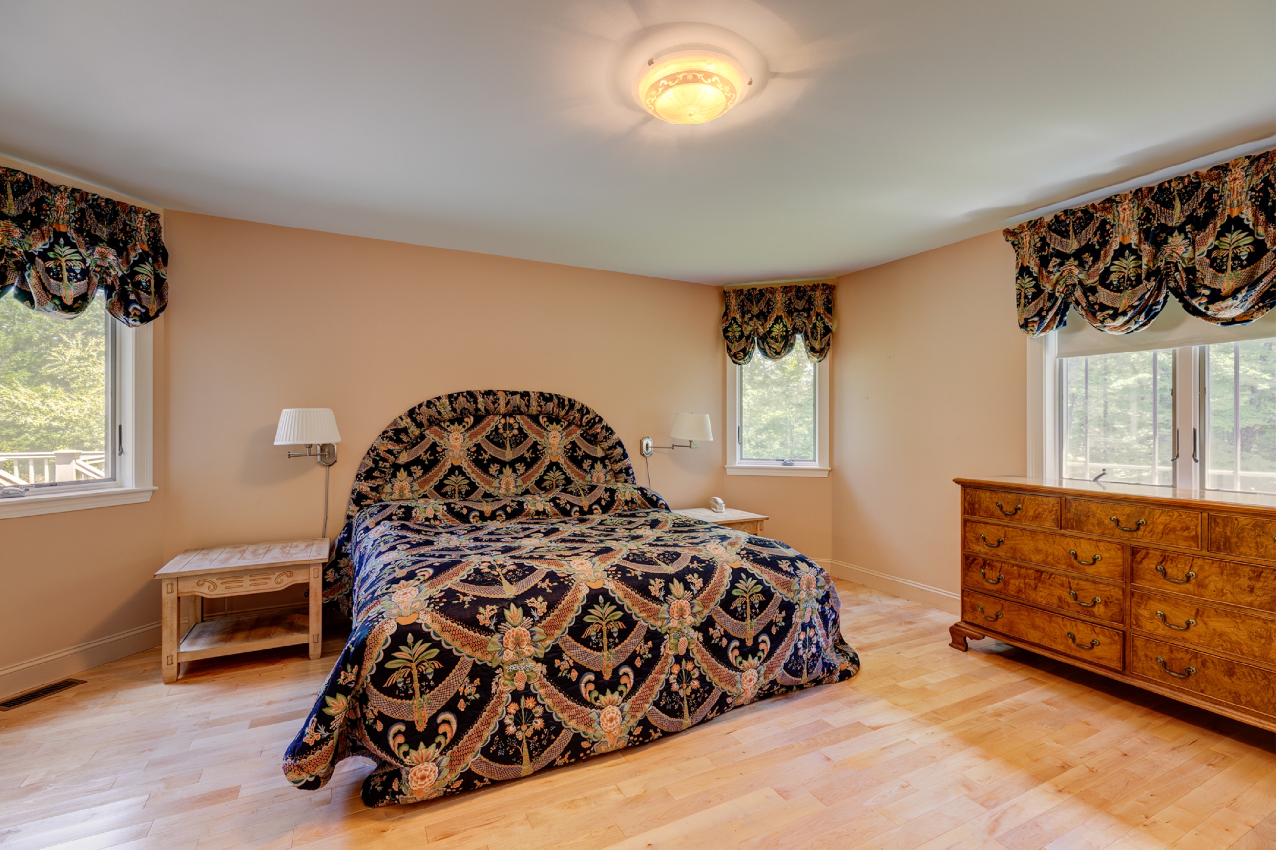 116 Knollwood Road
