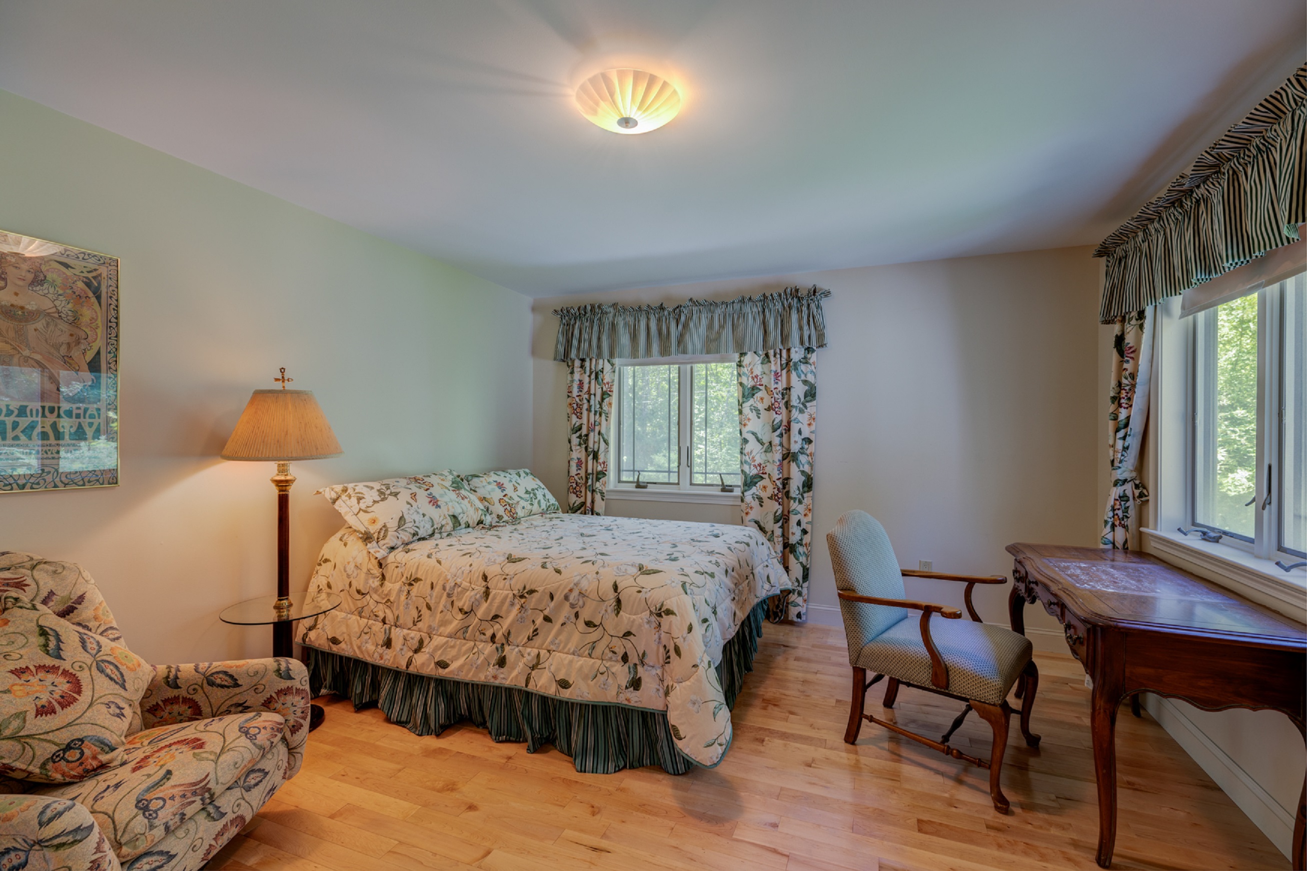 116 Knollwood Road