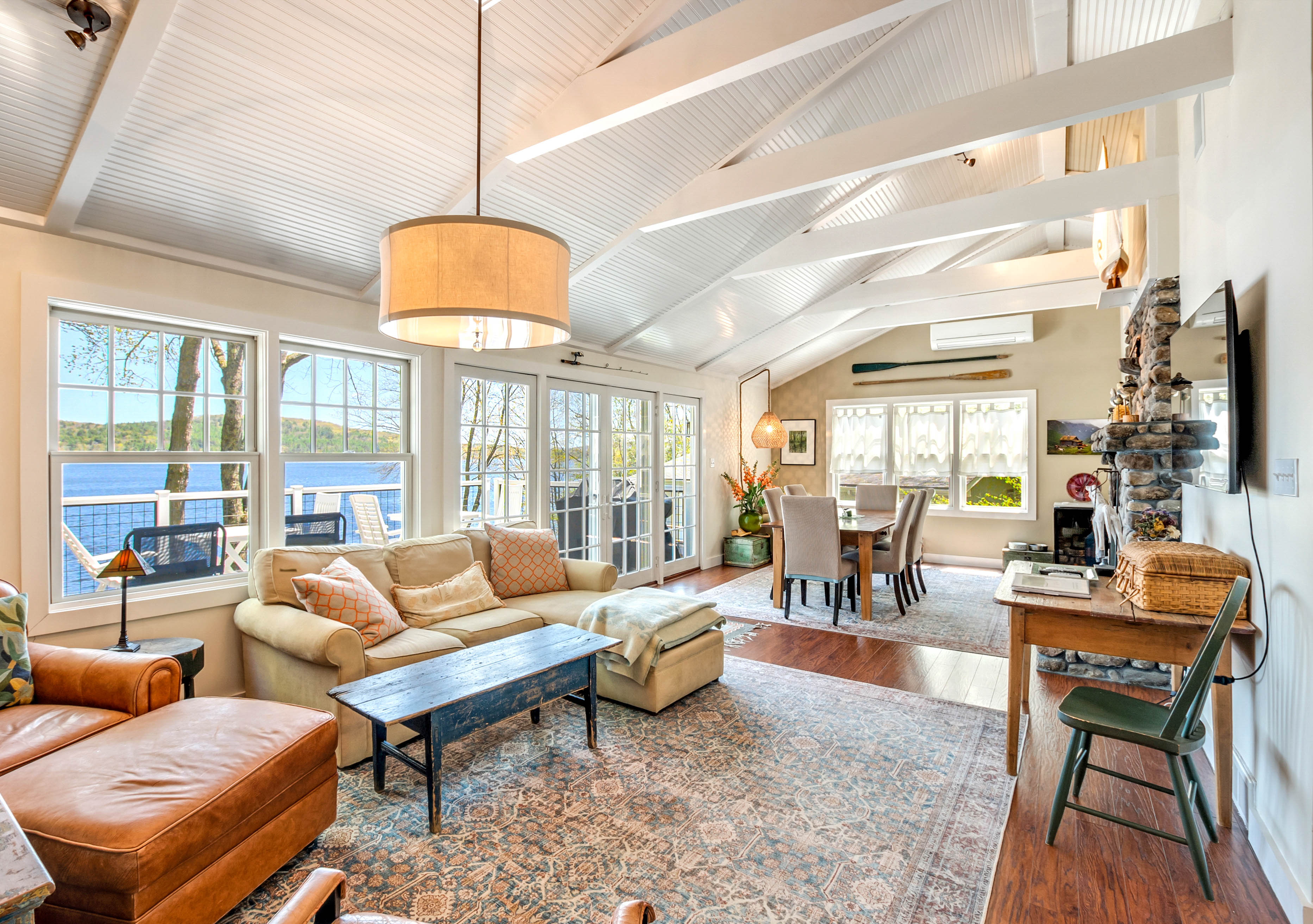 221 Lamson Lane