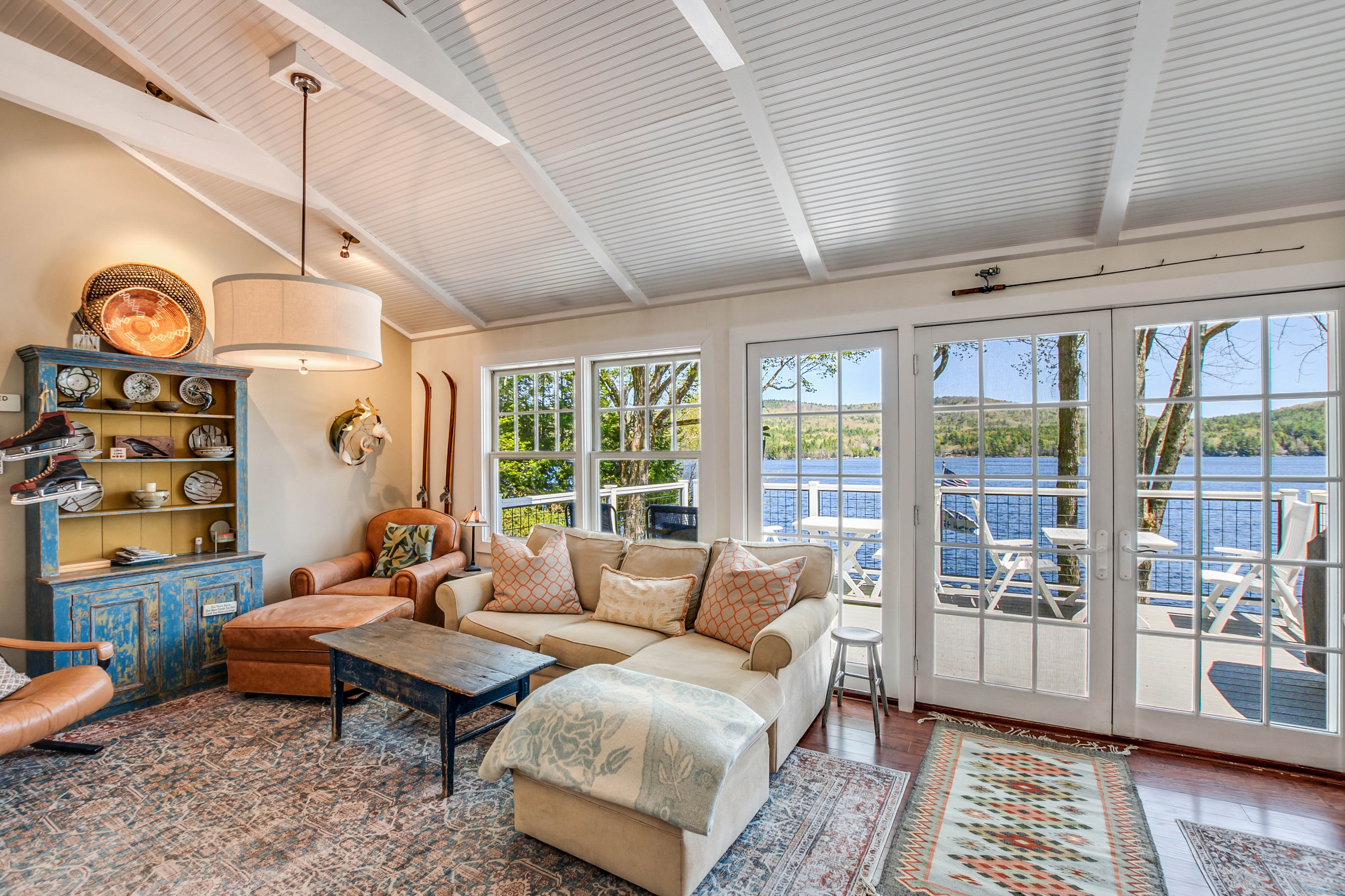 221 Lamson Lane