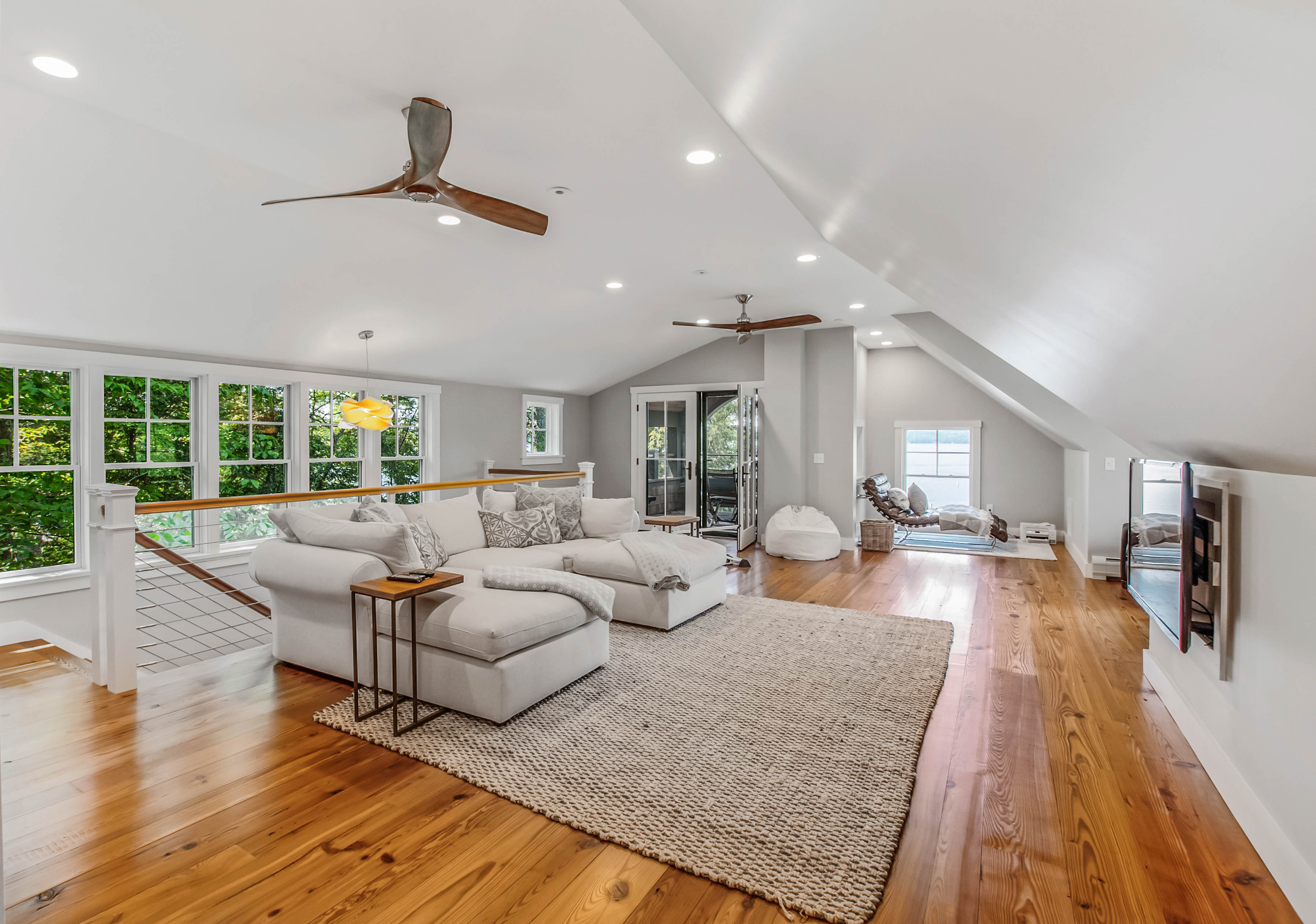 368 Bowles Road