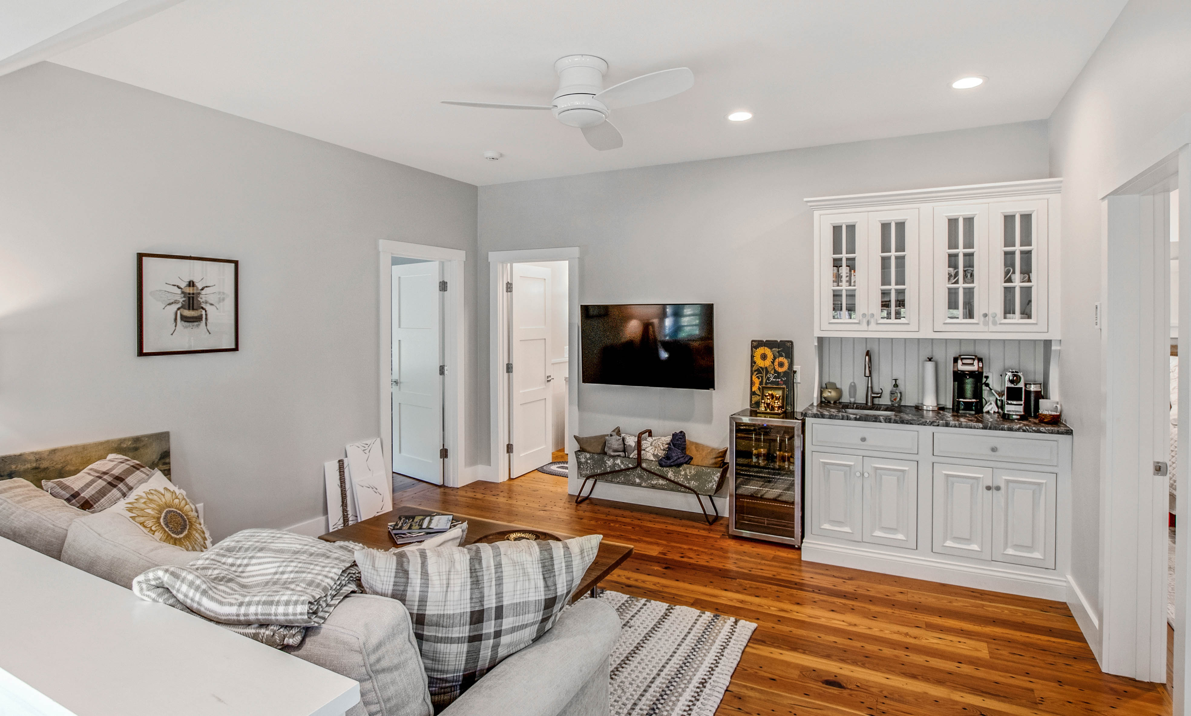 368 Bowles Road