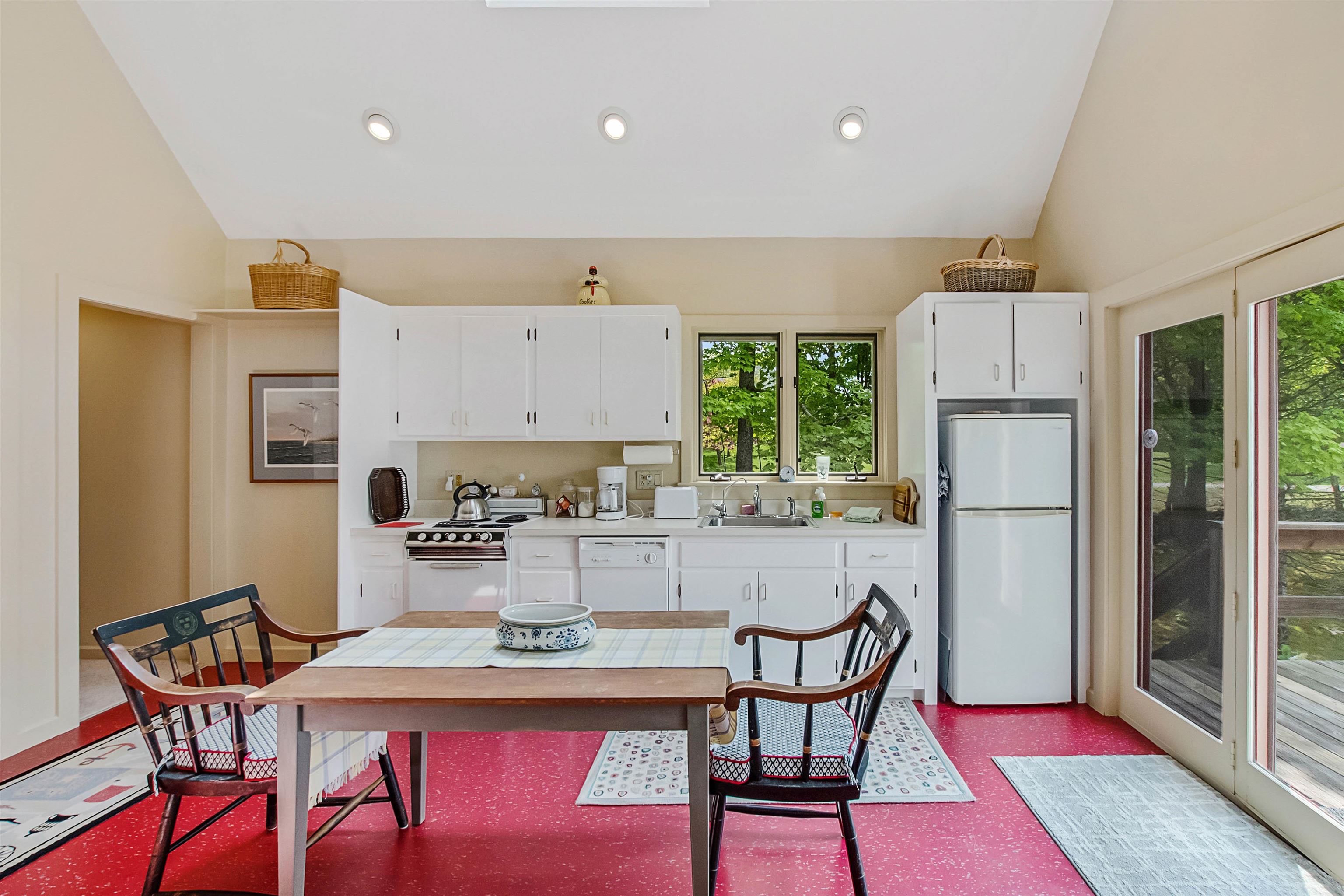 193 Maple Lane