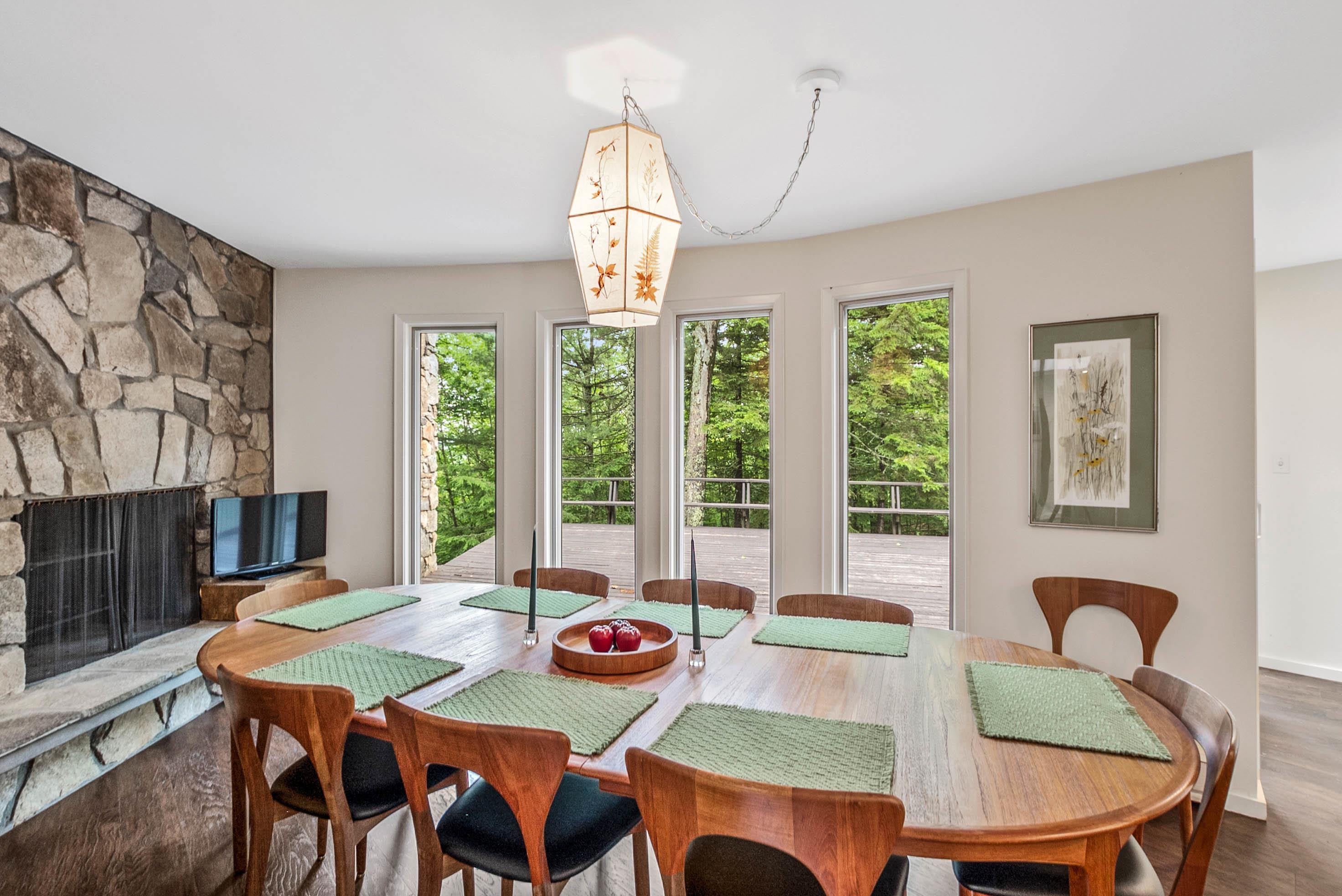 73 Oakledge Road