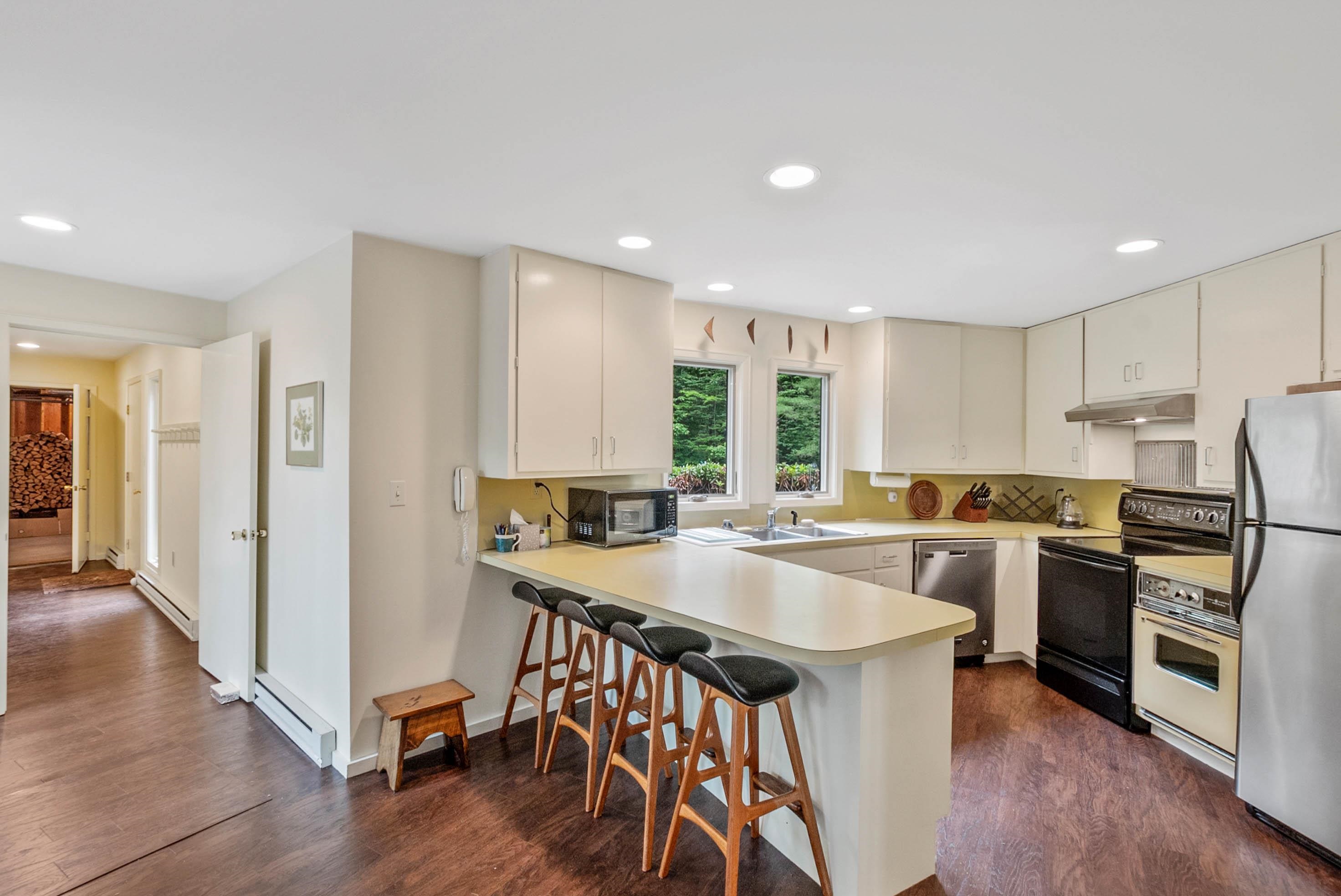 73 Oakledge Road