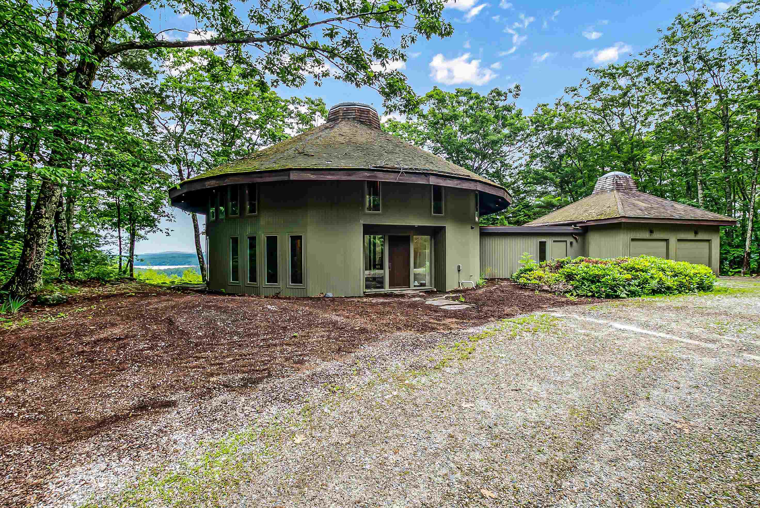 73 Oakledge Road