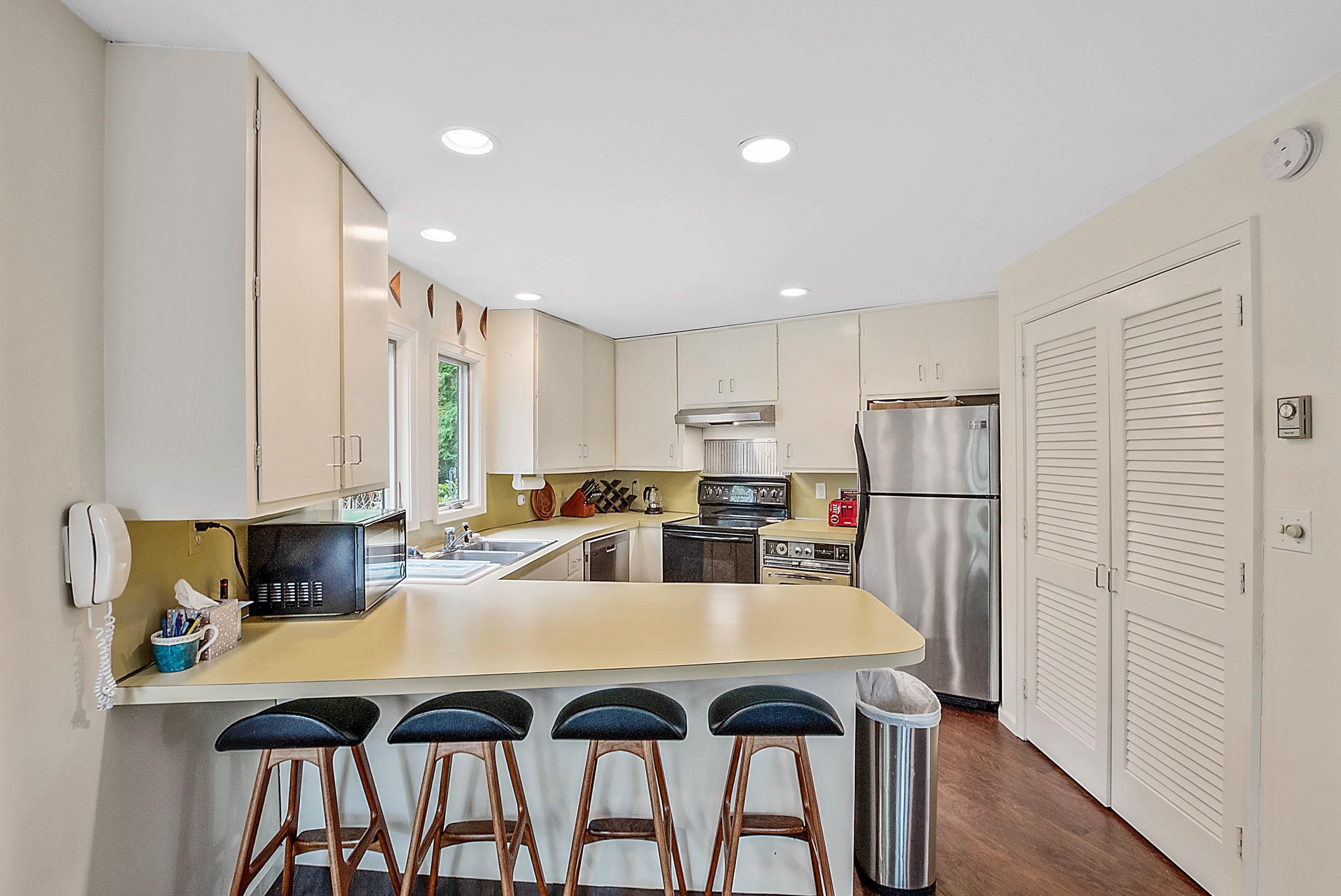 73 Oakledge Road