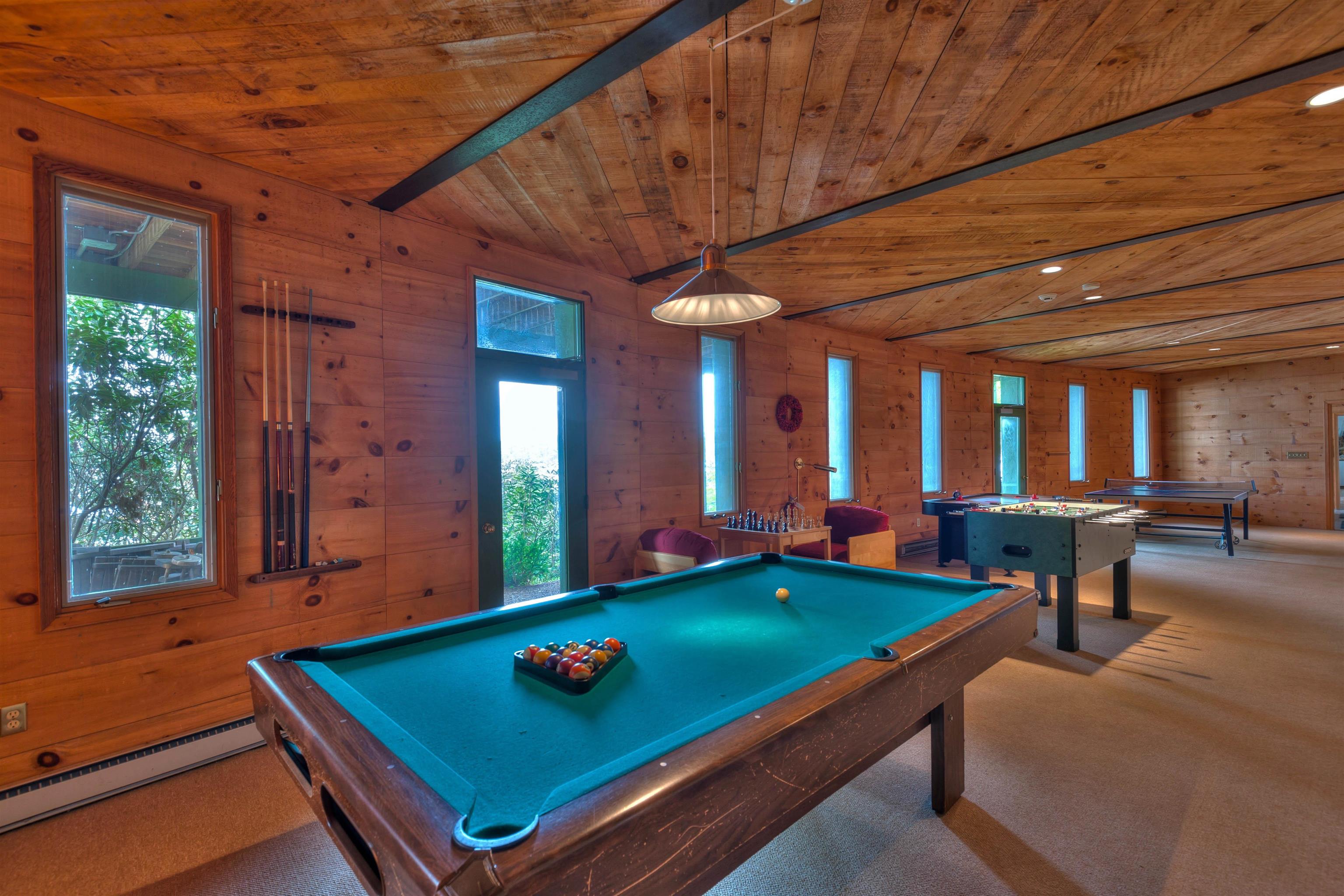 73 Oakledge Road