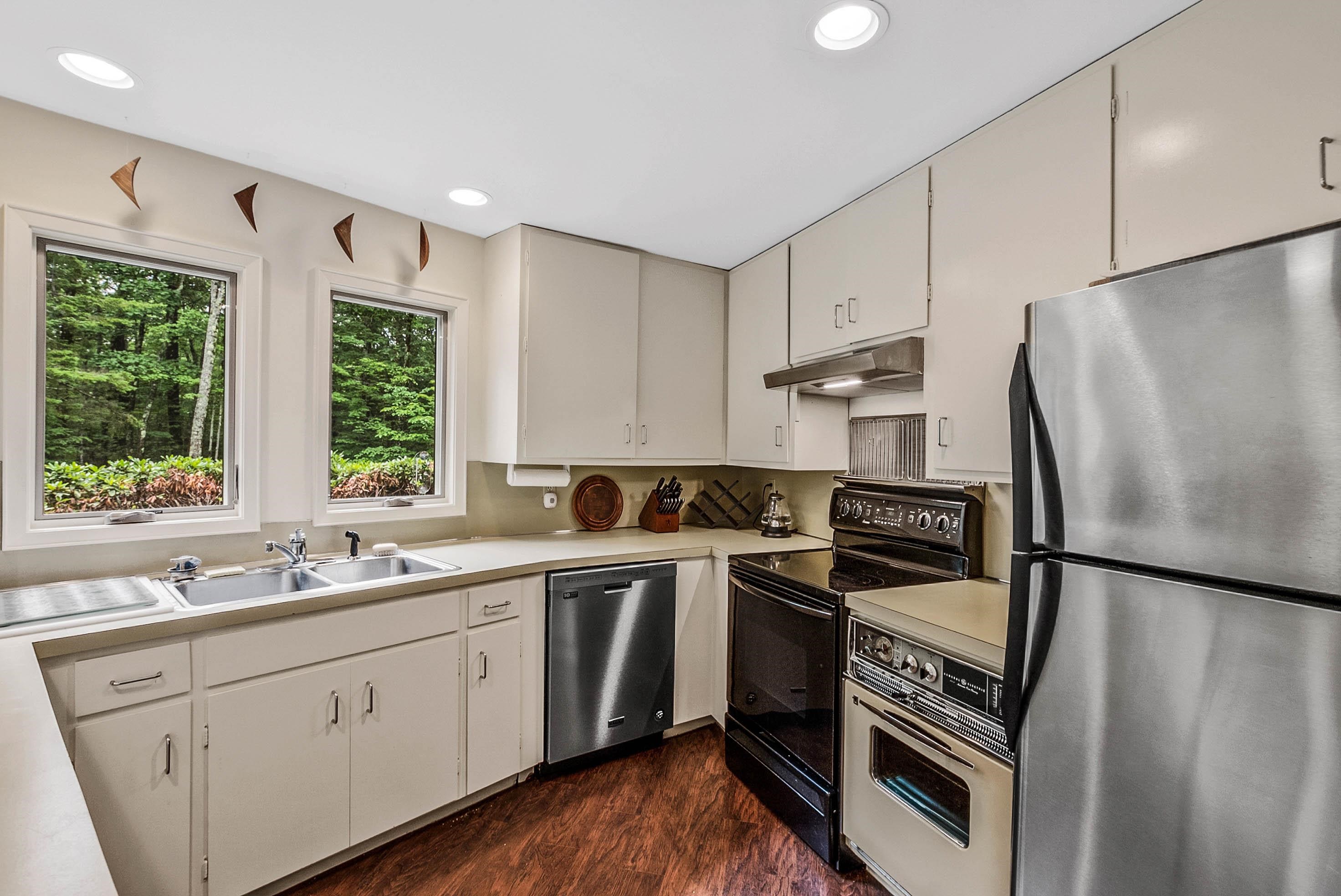 73 Oakledge Road