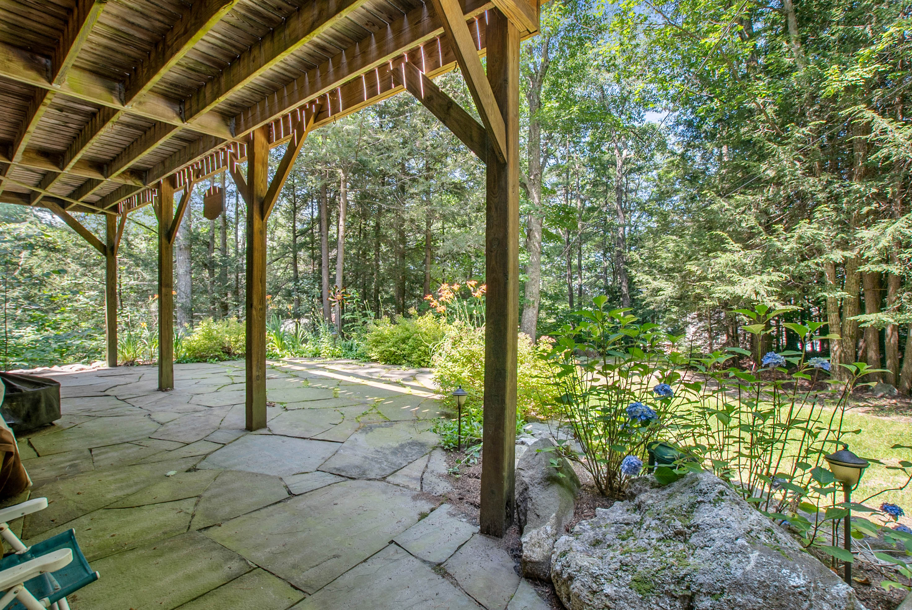 33 Pine Cliff Road