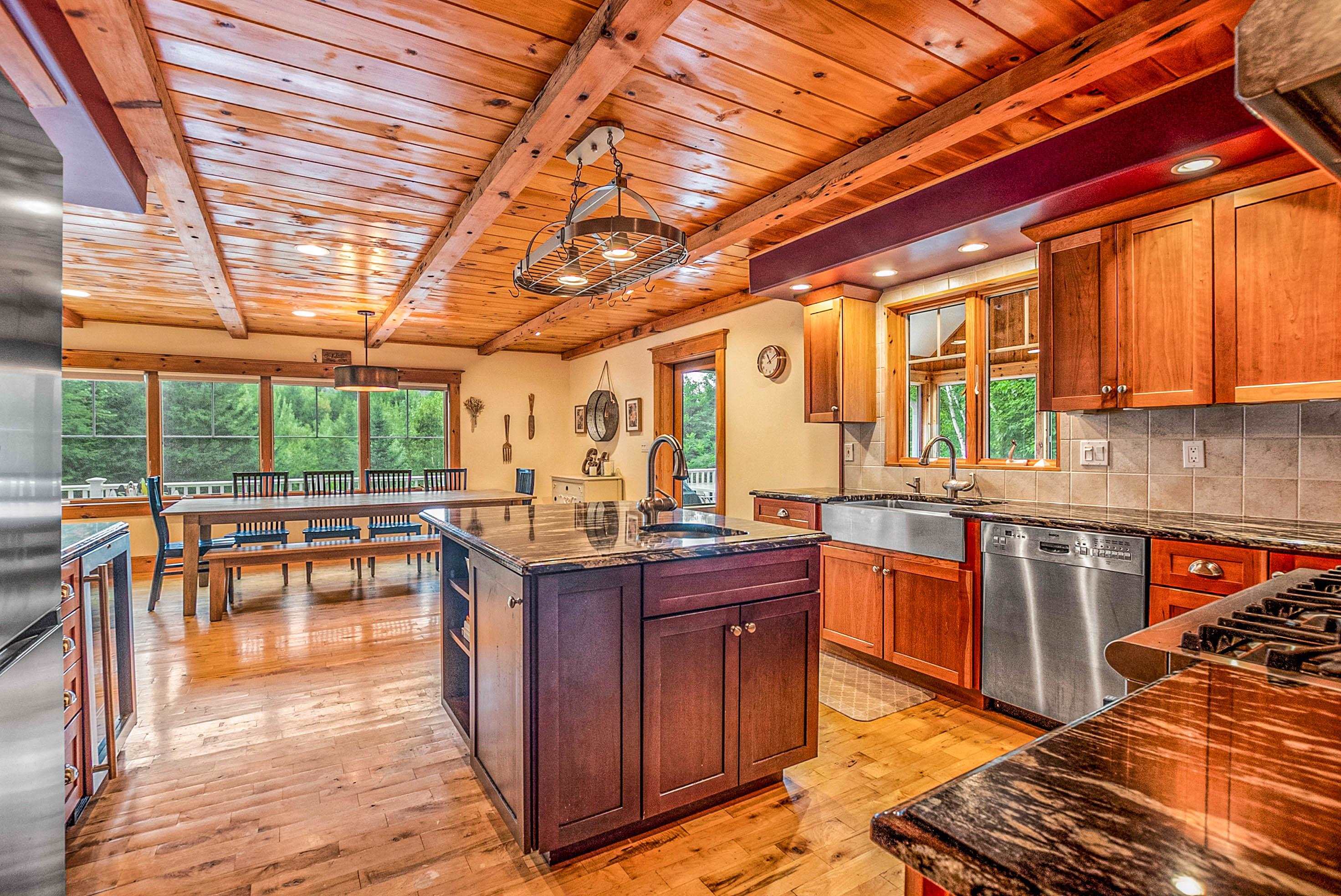 4 Fox Hollow Road