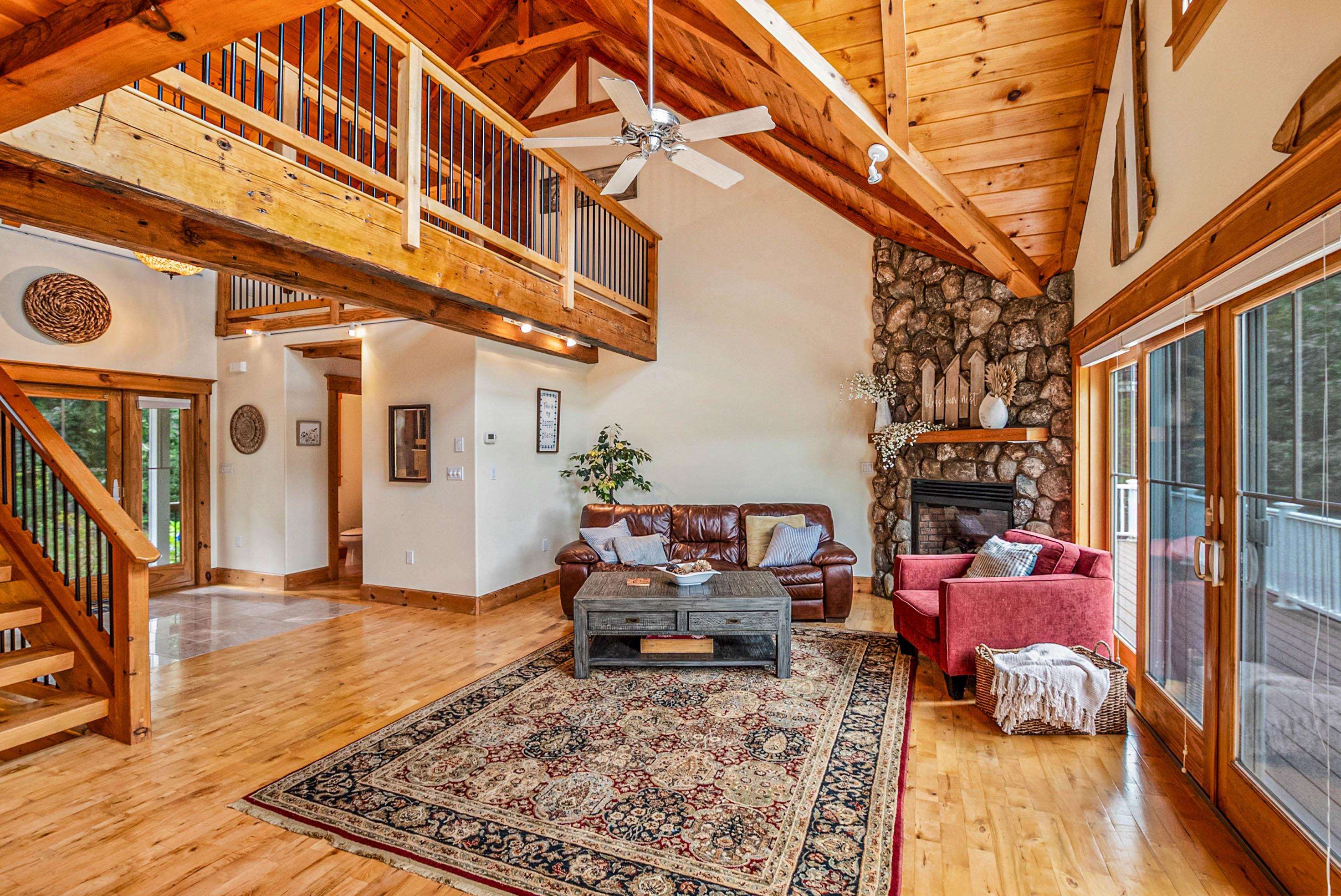 4 Fox Hollow Road