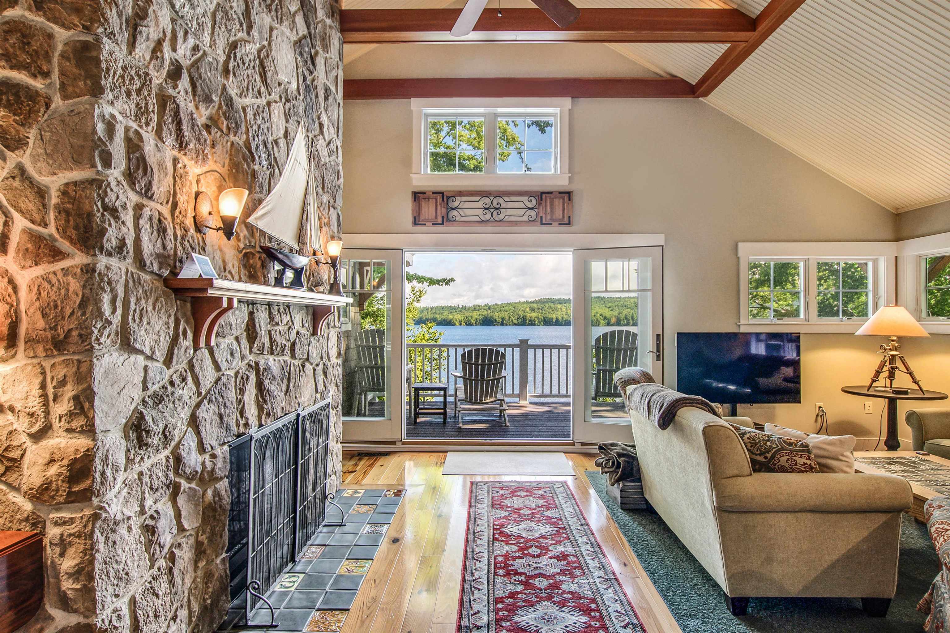 16 Edgemont Landing