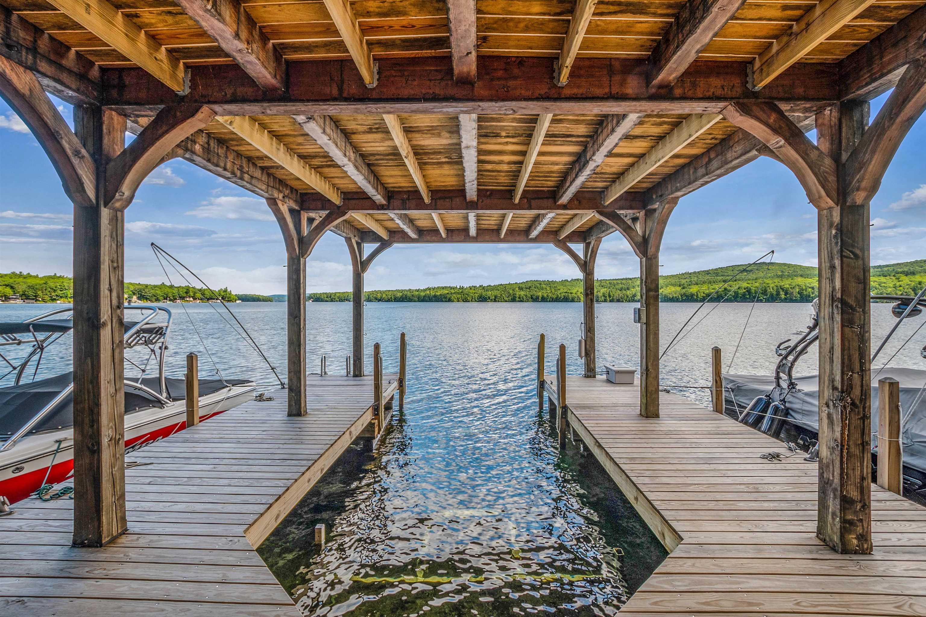 16 Edgemont Landing