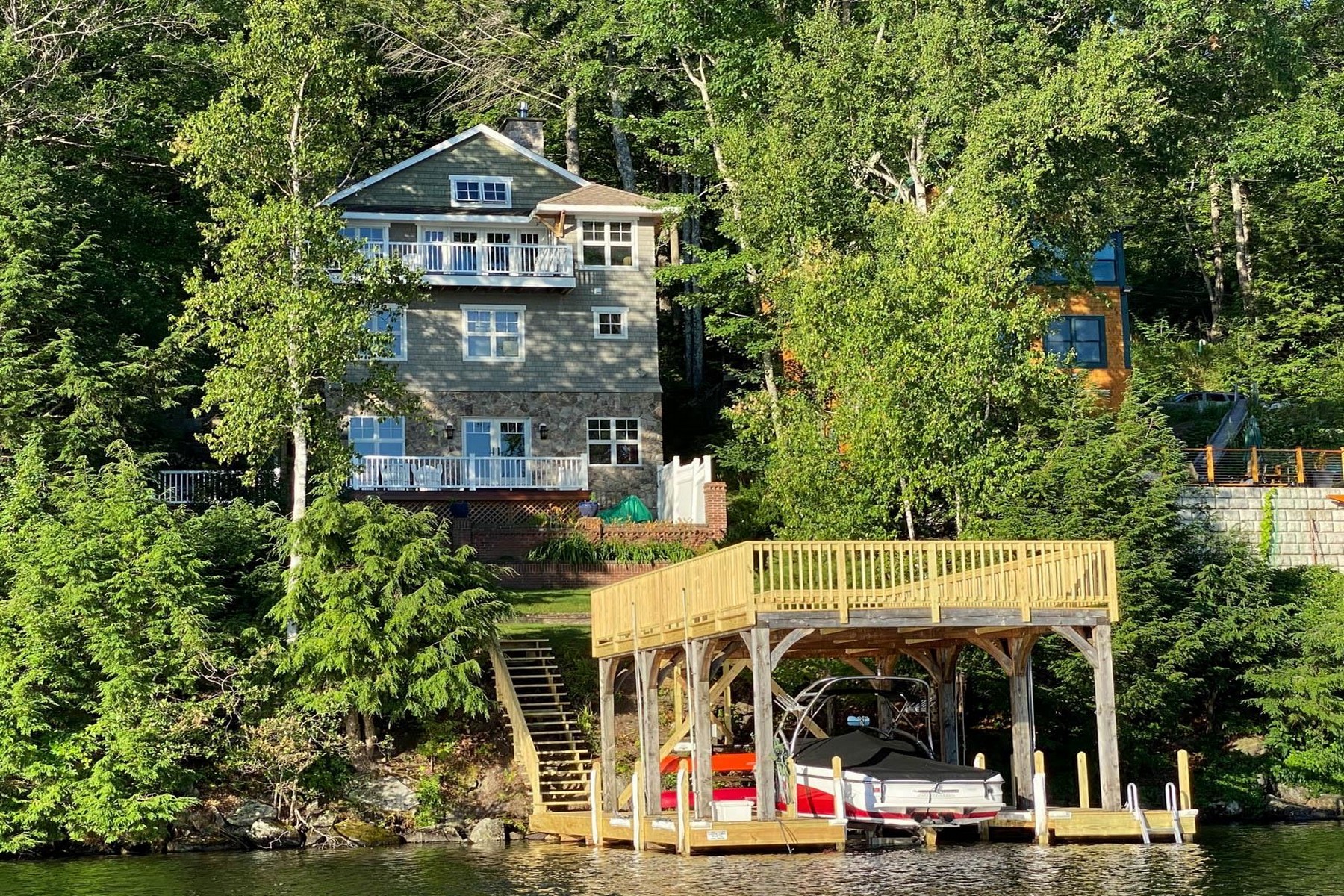 16 Edgemont Landing