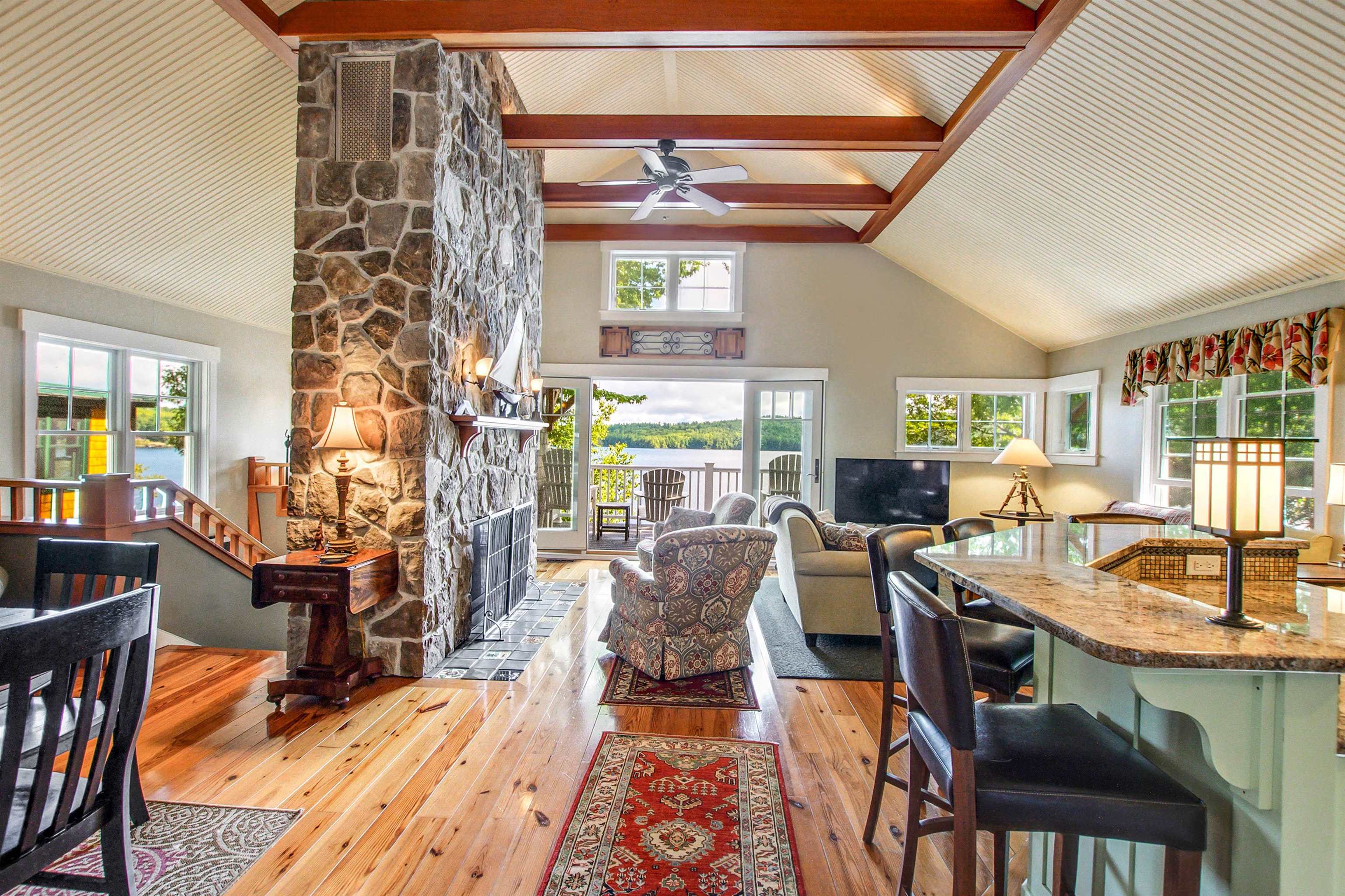 16 Edgemont Landing