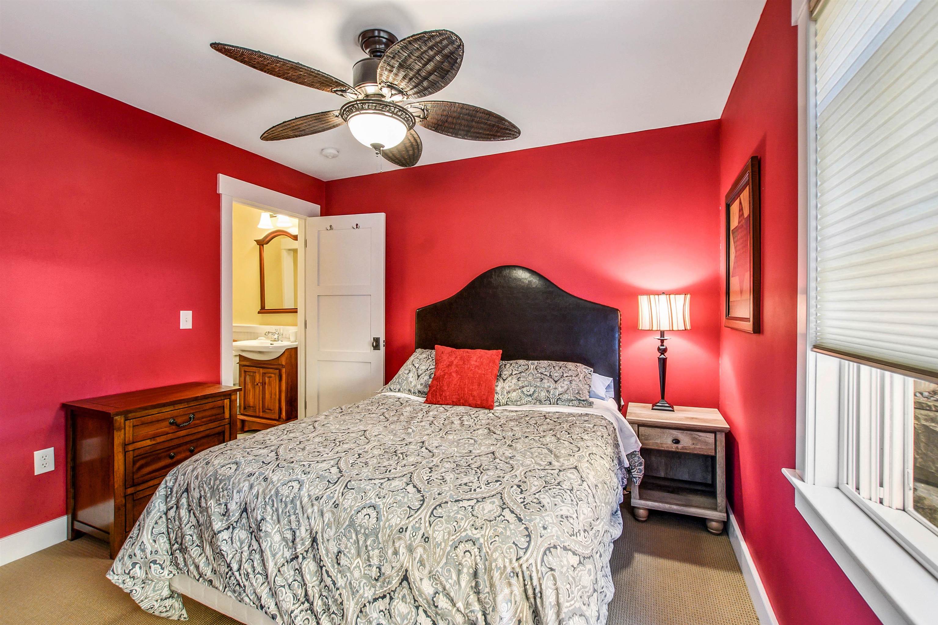 16 Edgemont Landing