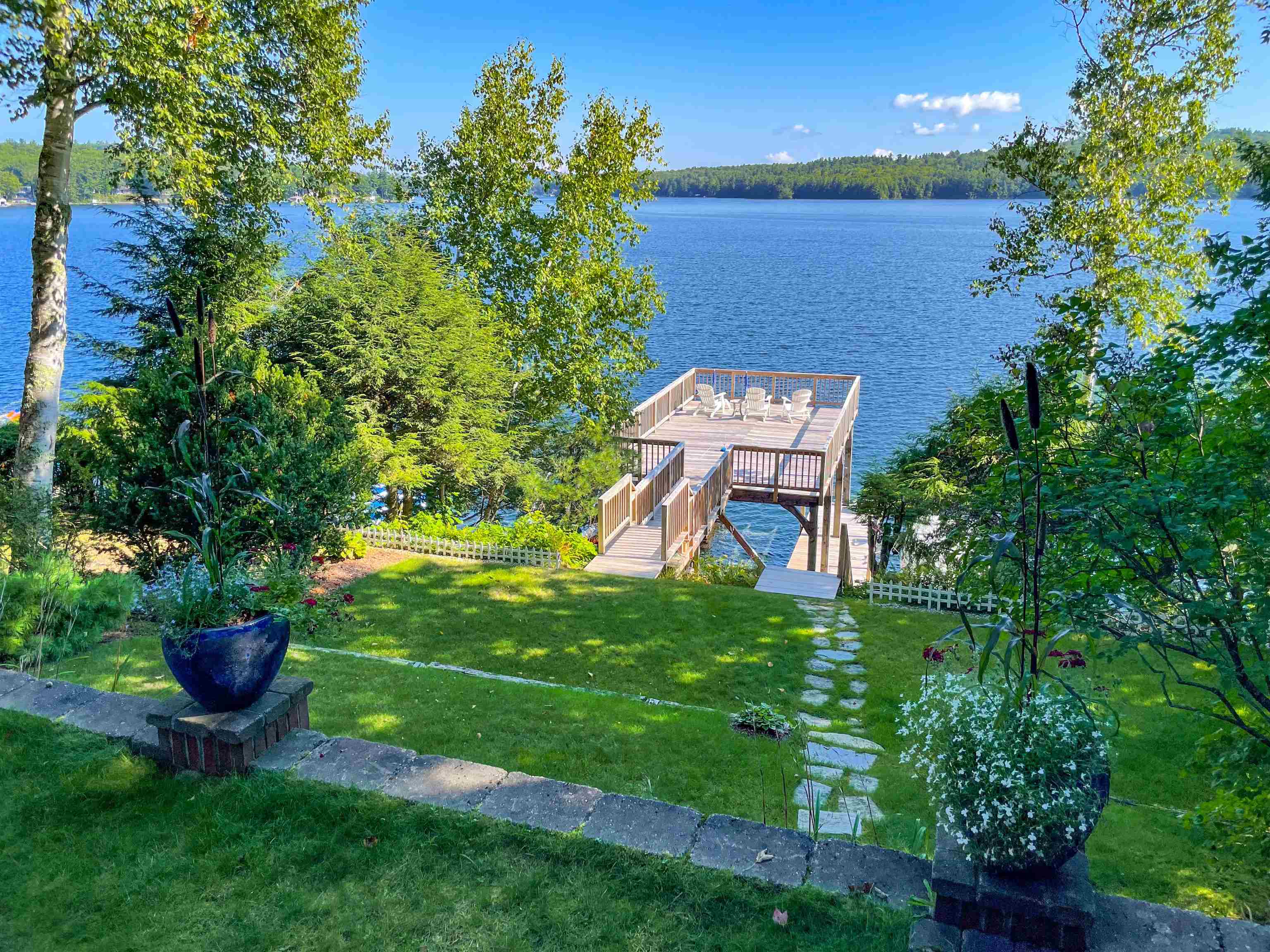 16 Edgemont Landing