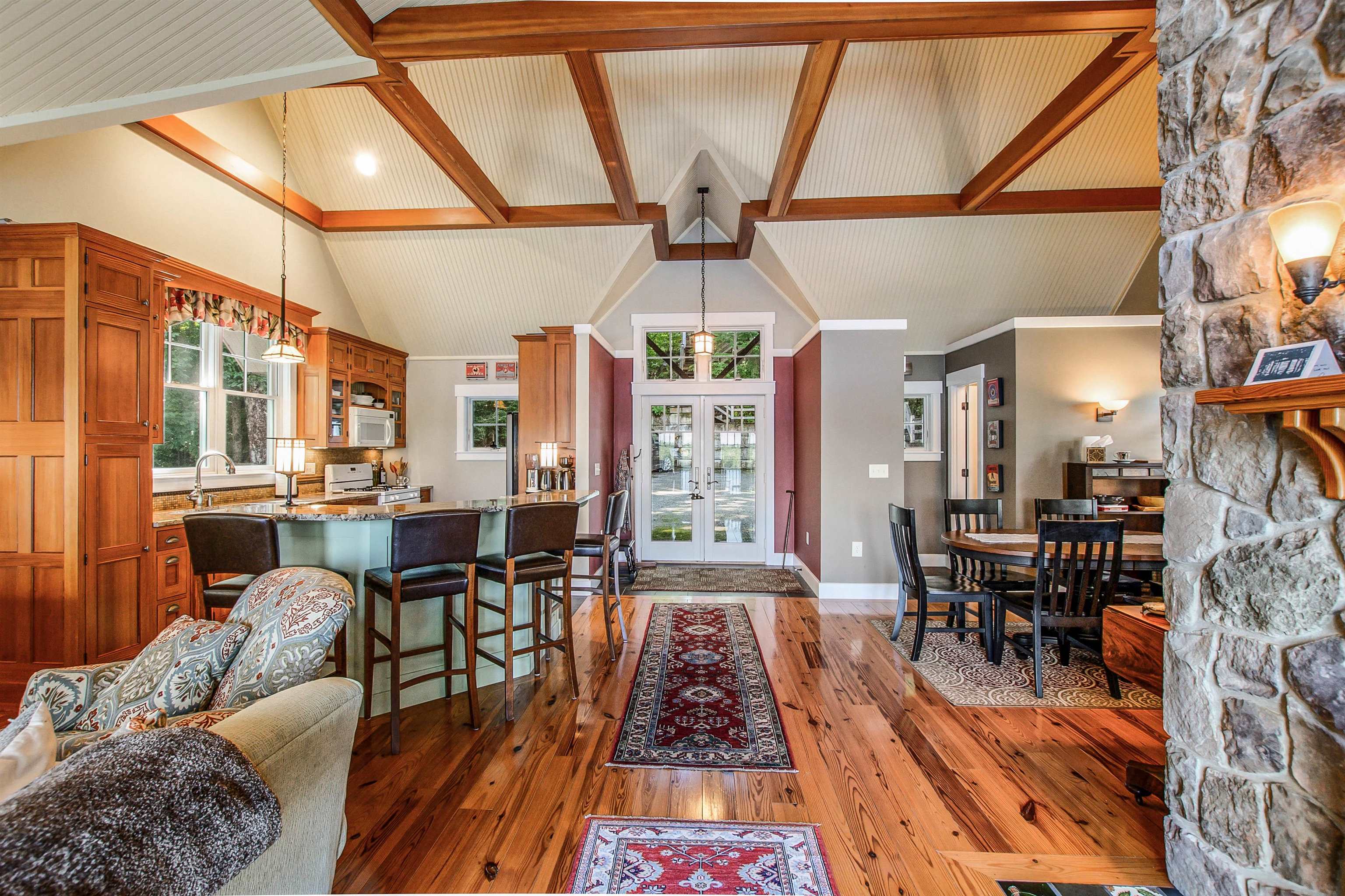 16 Edgemont Landing