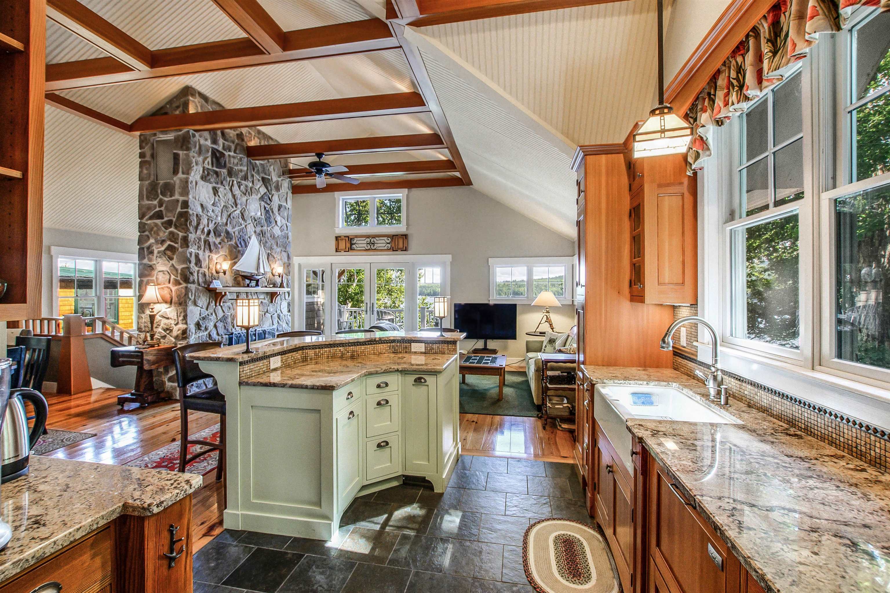 16 Edgemont Landing