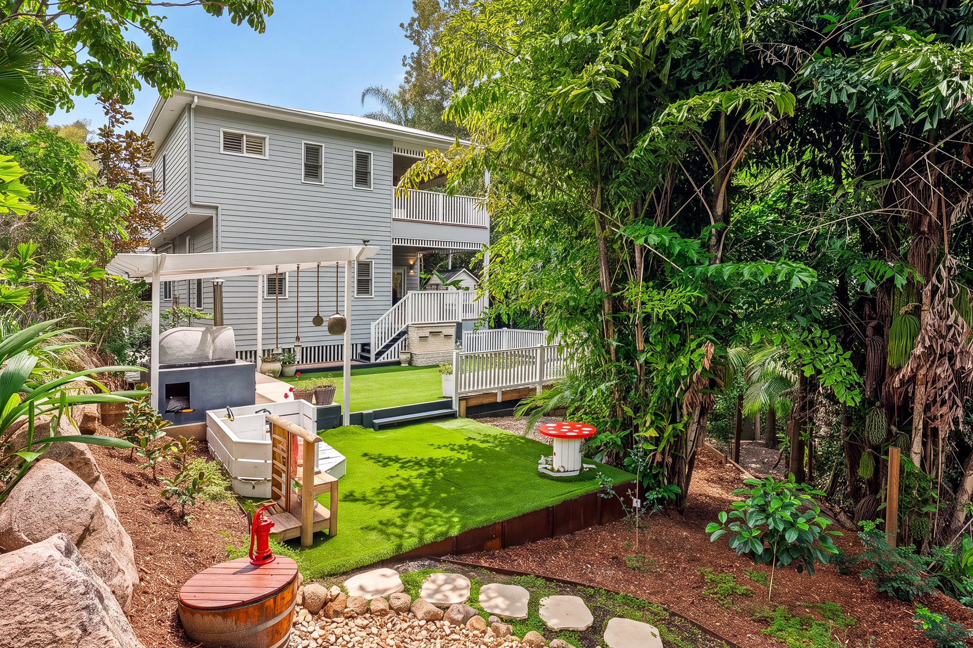 10 Frances Avenue Kalinga
