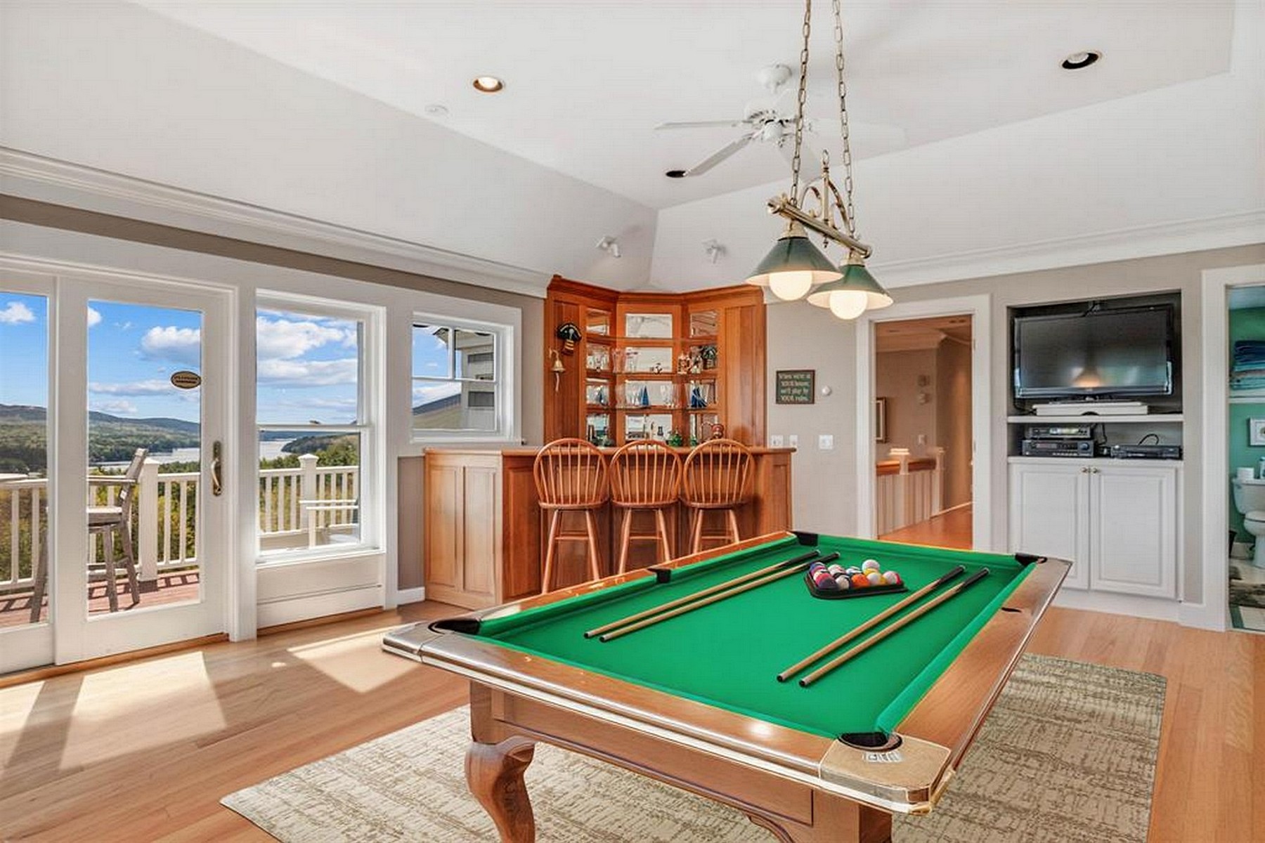 54 Harbor Hill Road