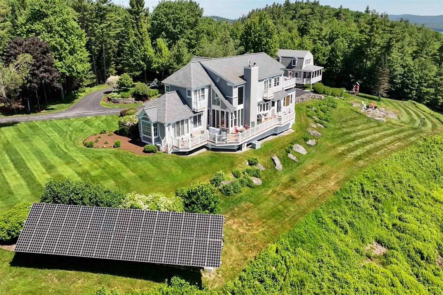 54 Harbor Hill Road