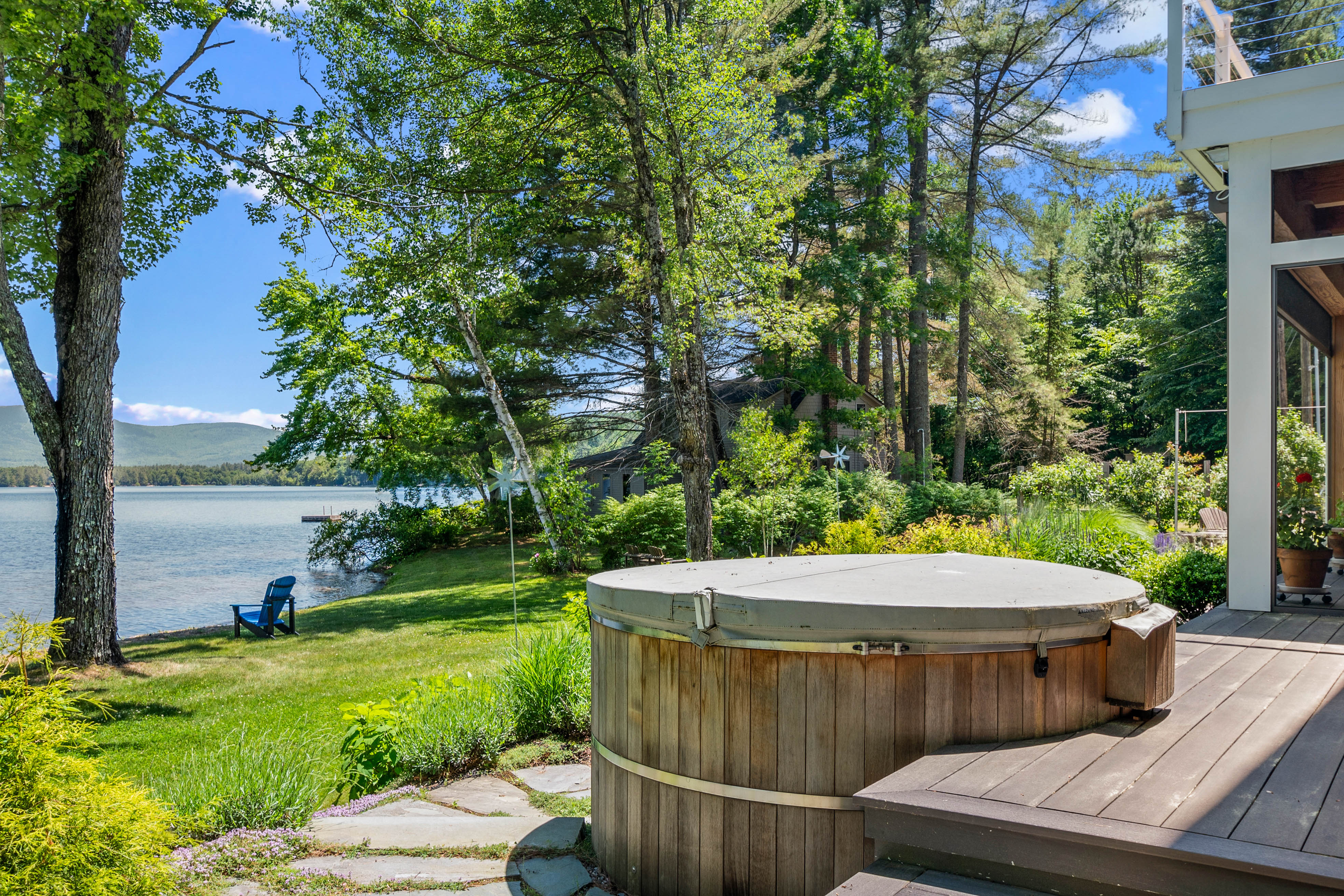 115 Lamson Lane