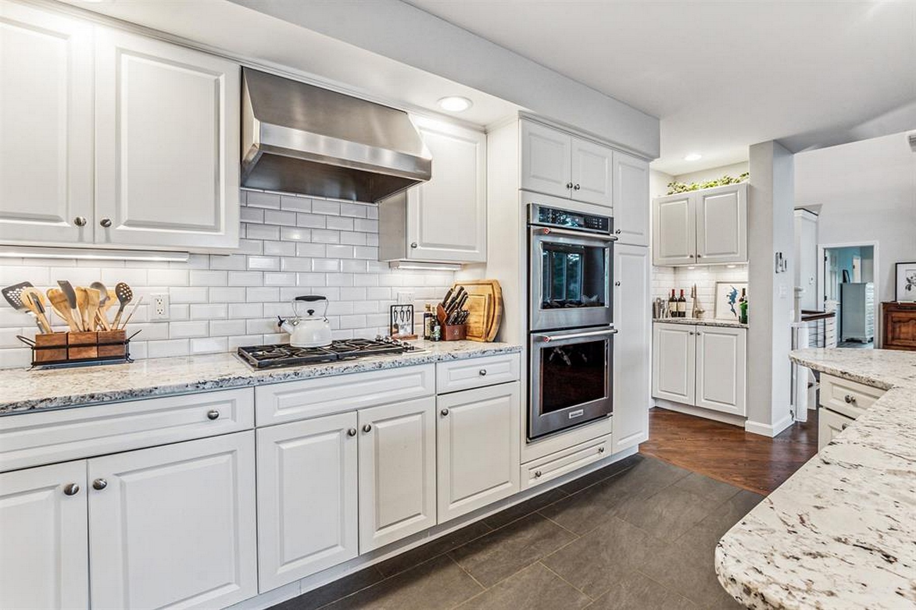 136 Bowles Road