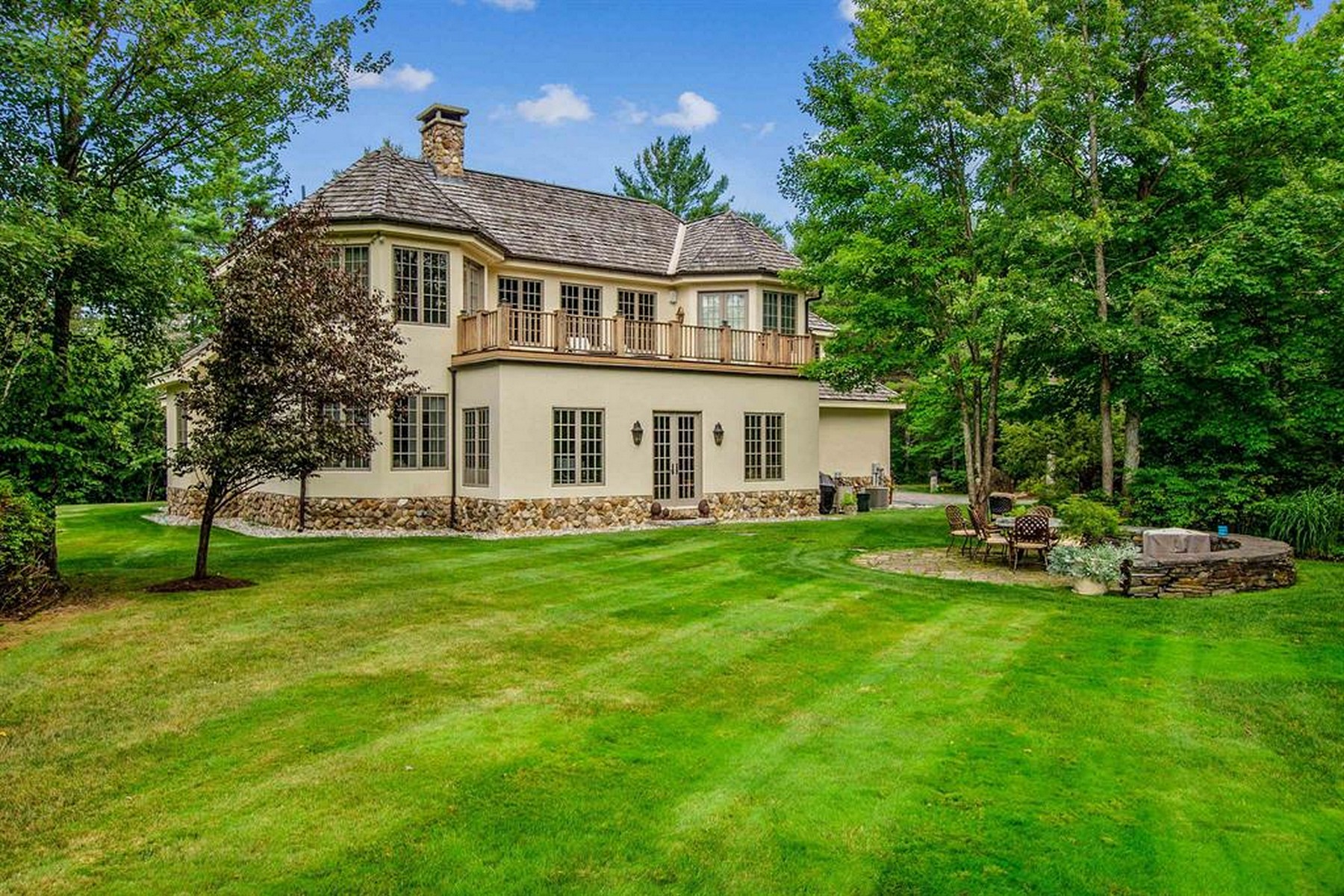 44 Buker Way