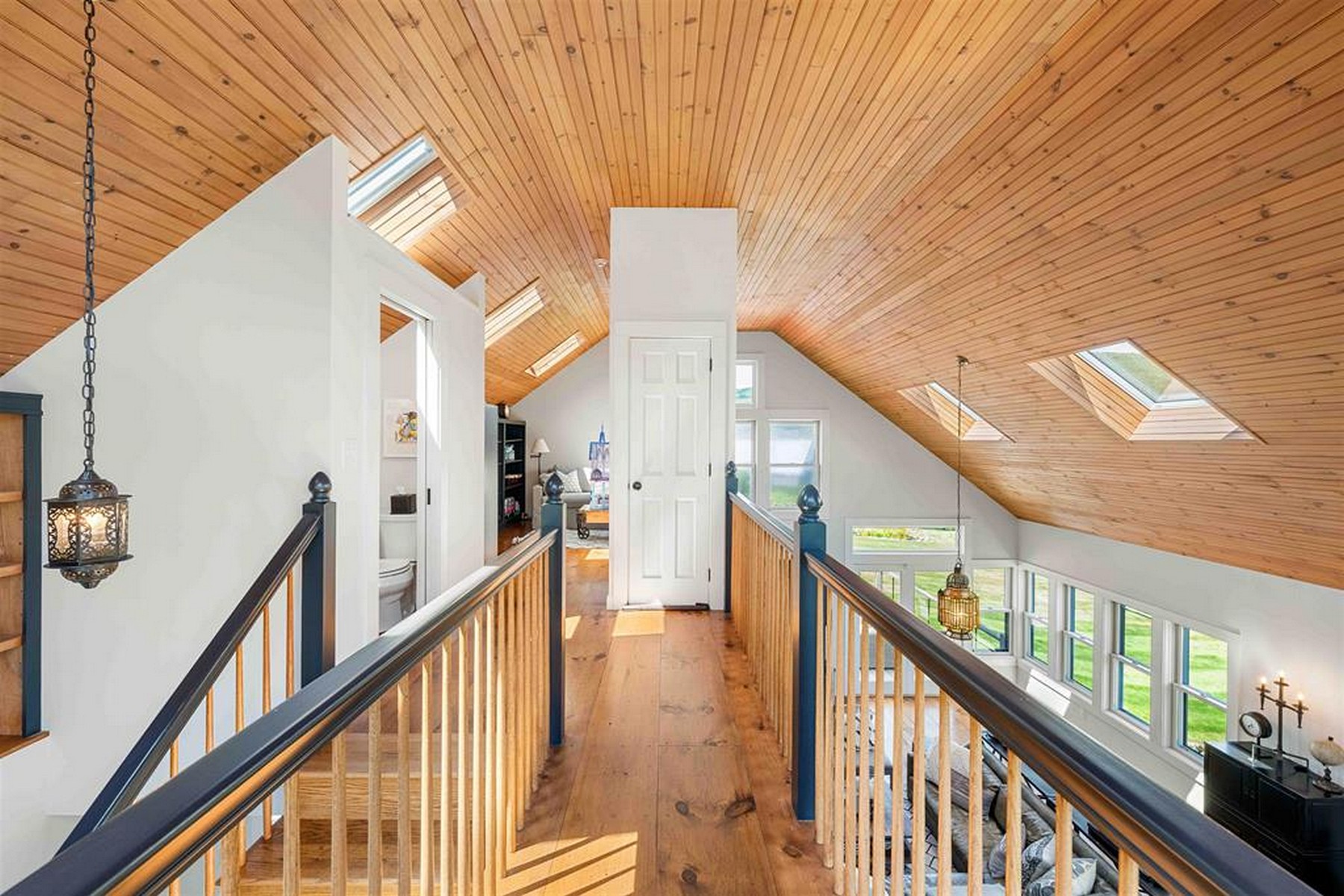306 Mountain Road