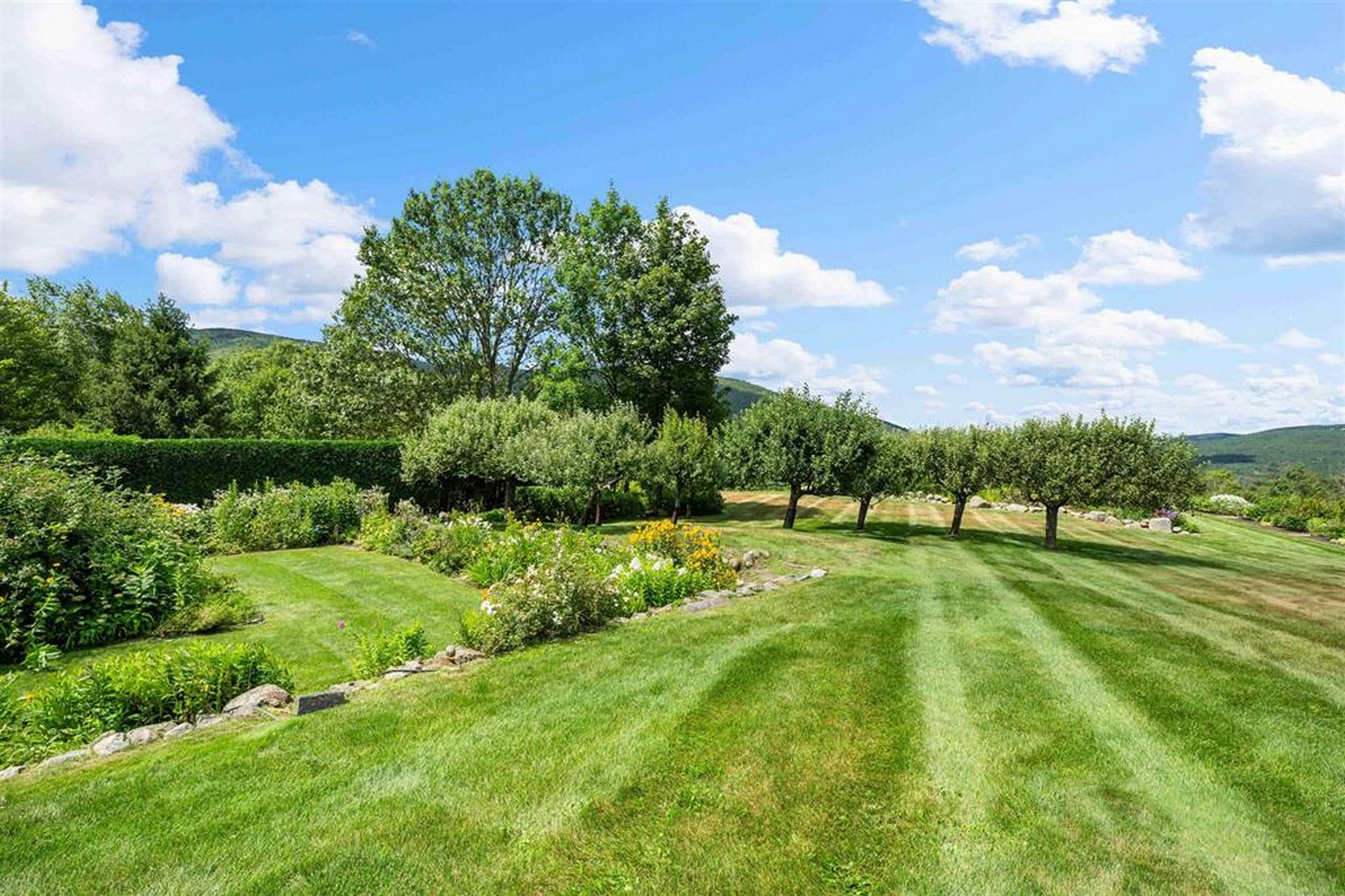 306 Mountain Road