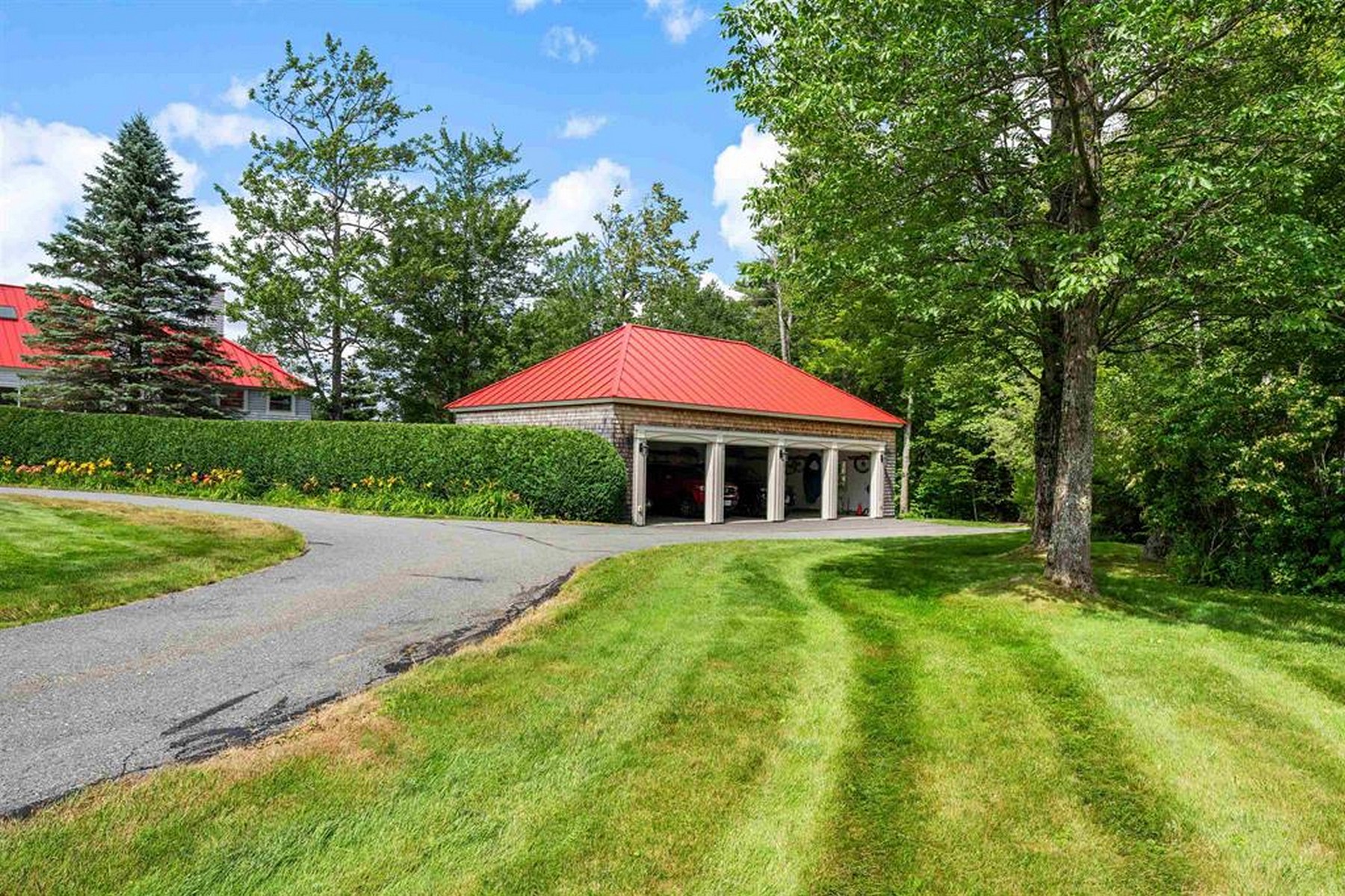 306 Mountain Road
