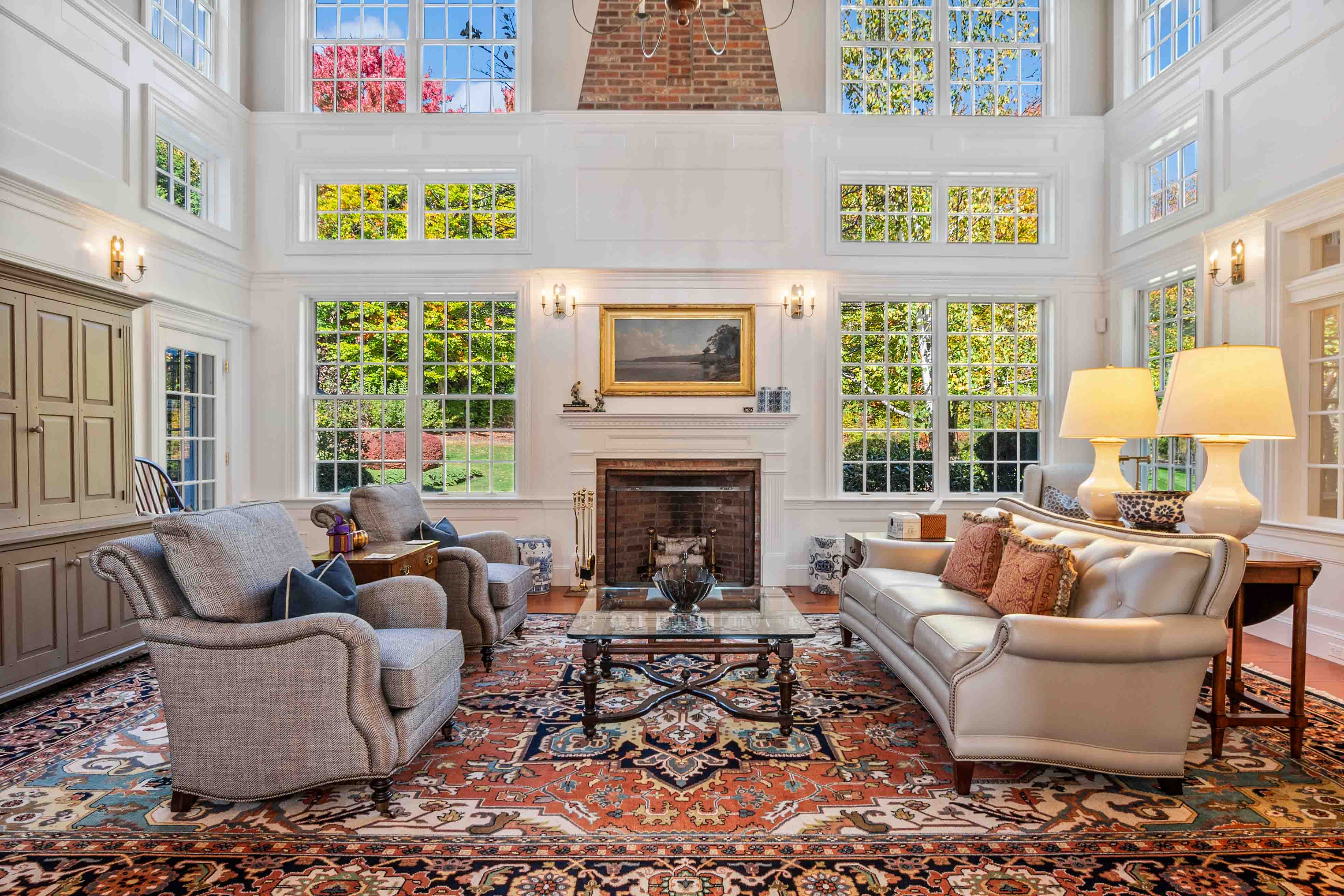373 Lakeshore Drive