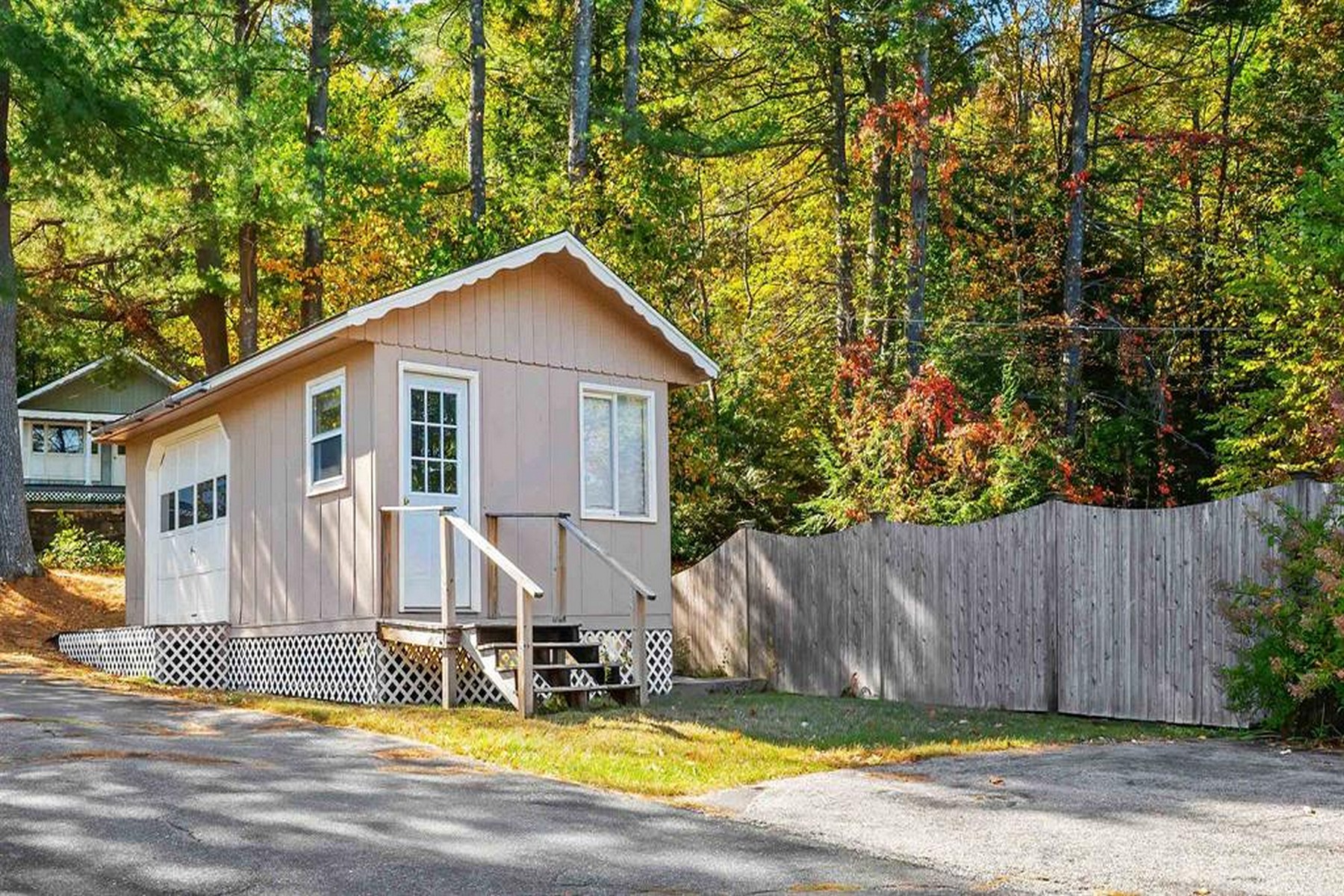 81 Lakewood Manor Road
