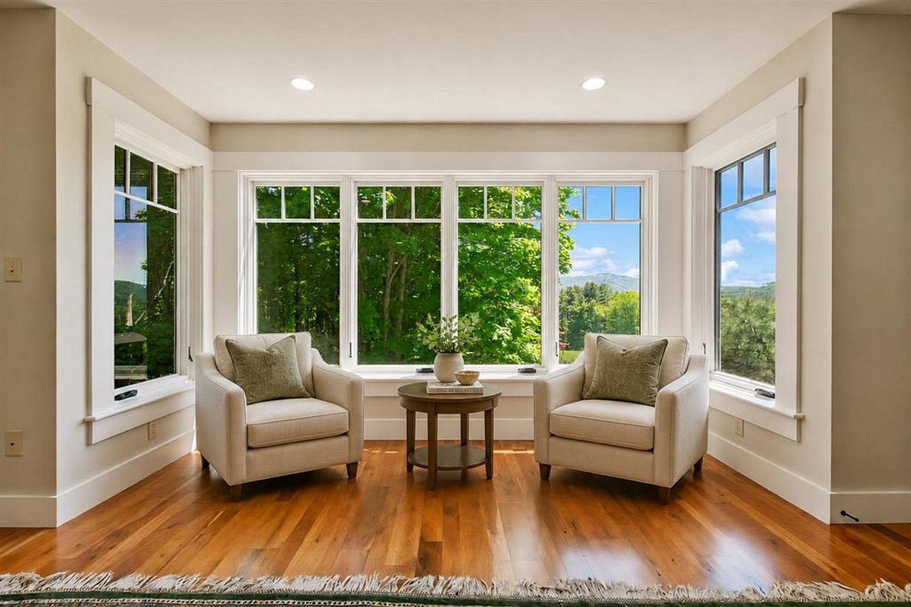 16 Heritage Drive