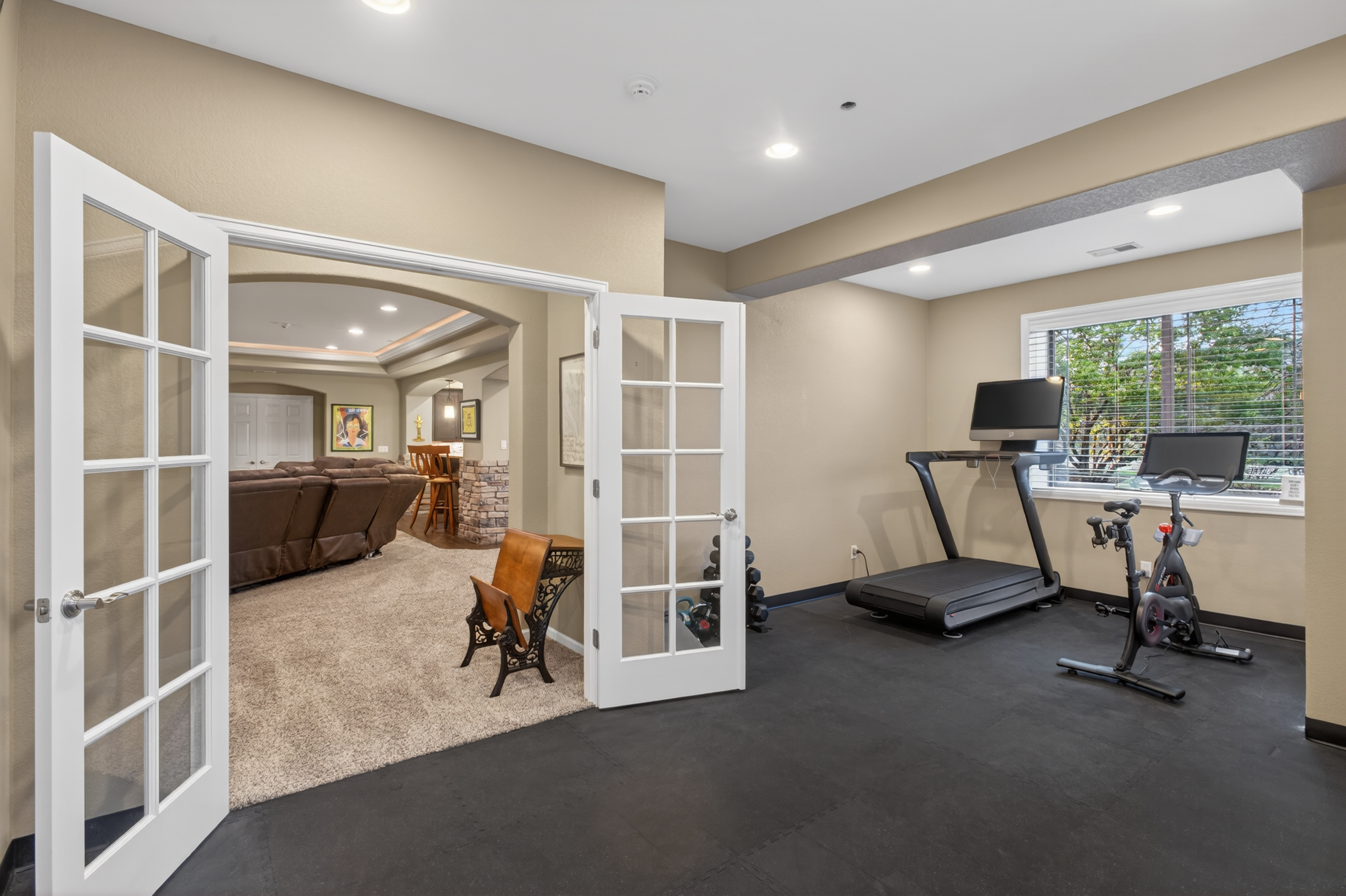 6257 Oxford Peak Court