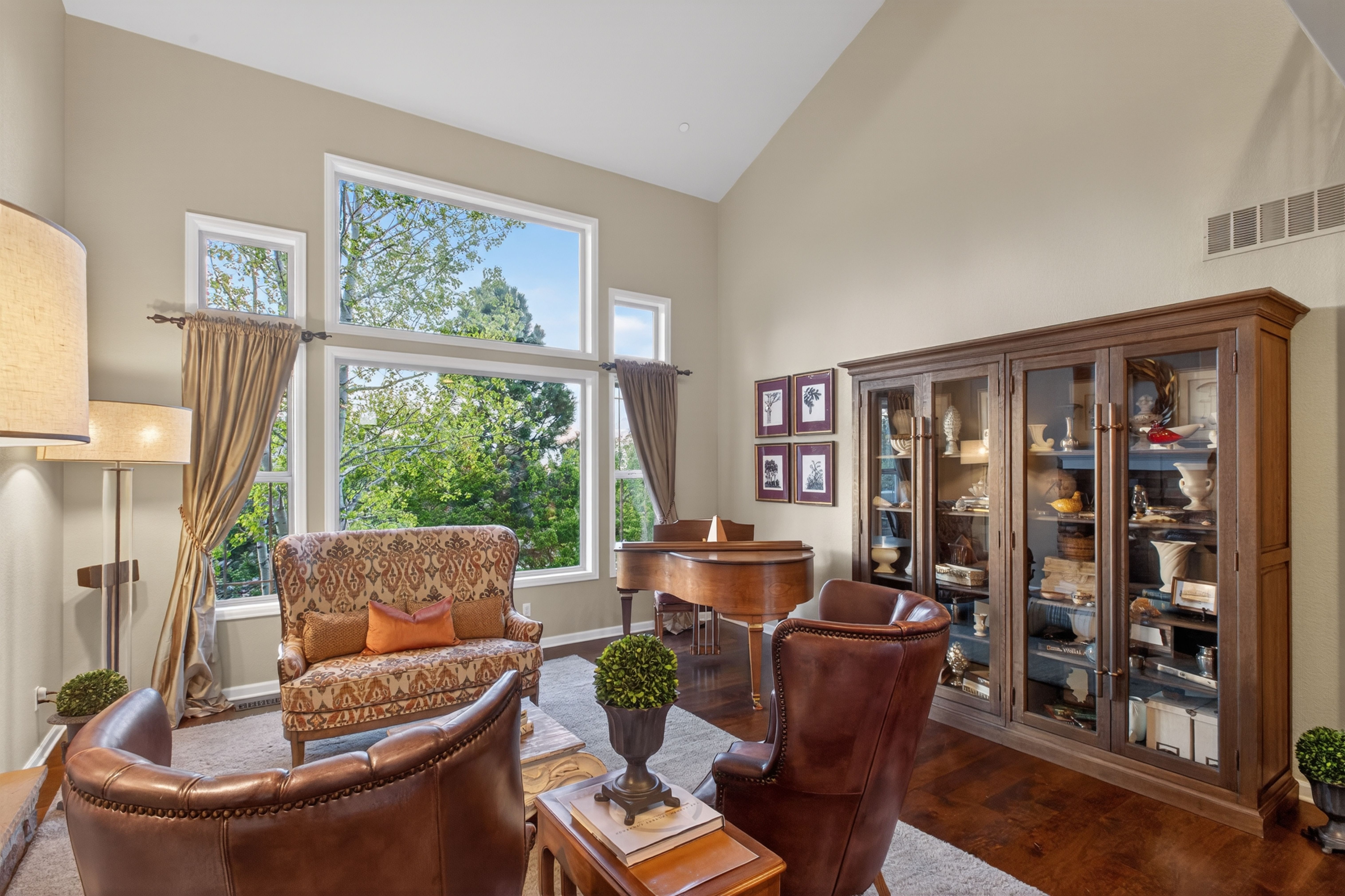 6257 Oxford Peak Court