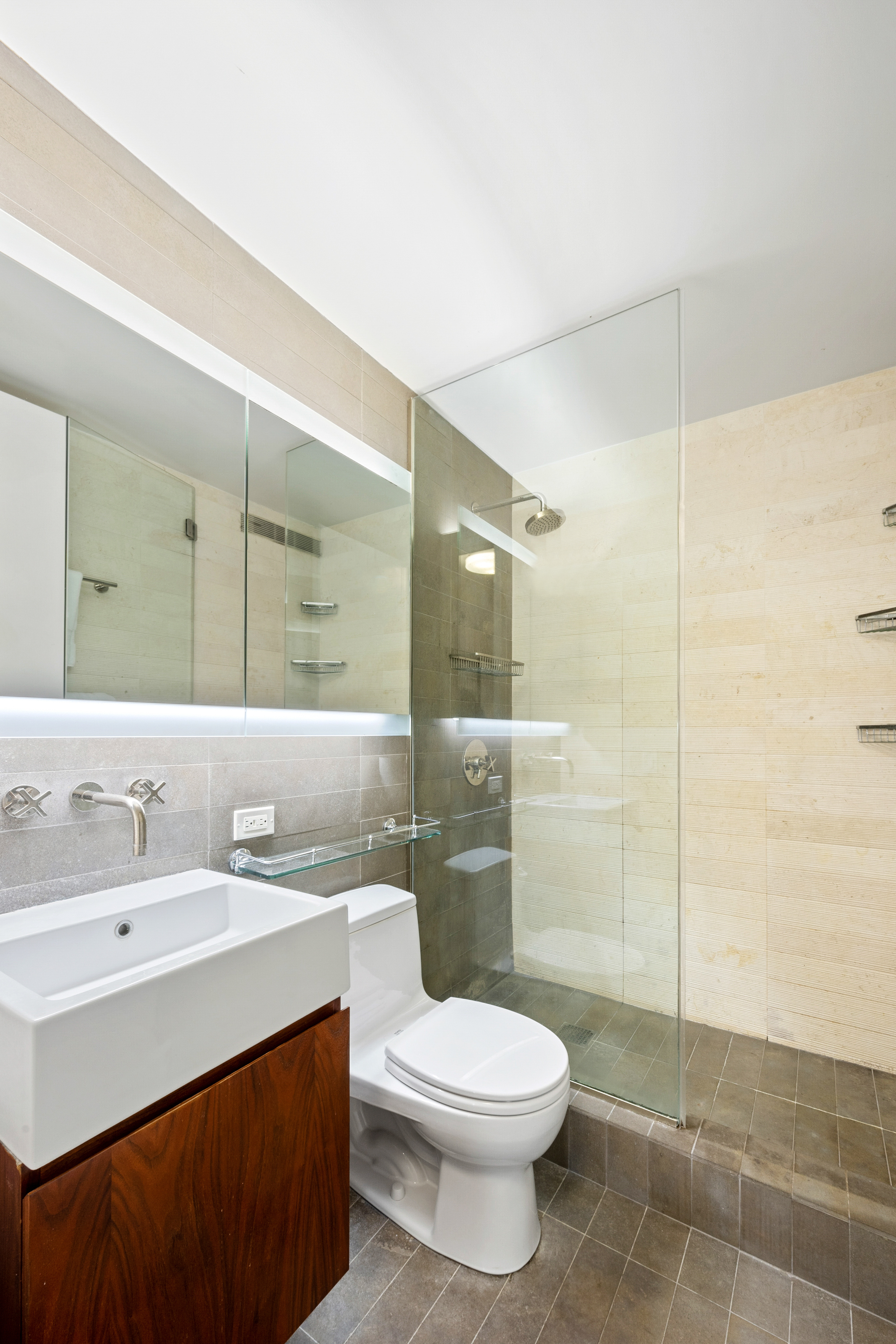 515 East 72nd Street 9L