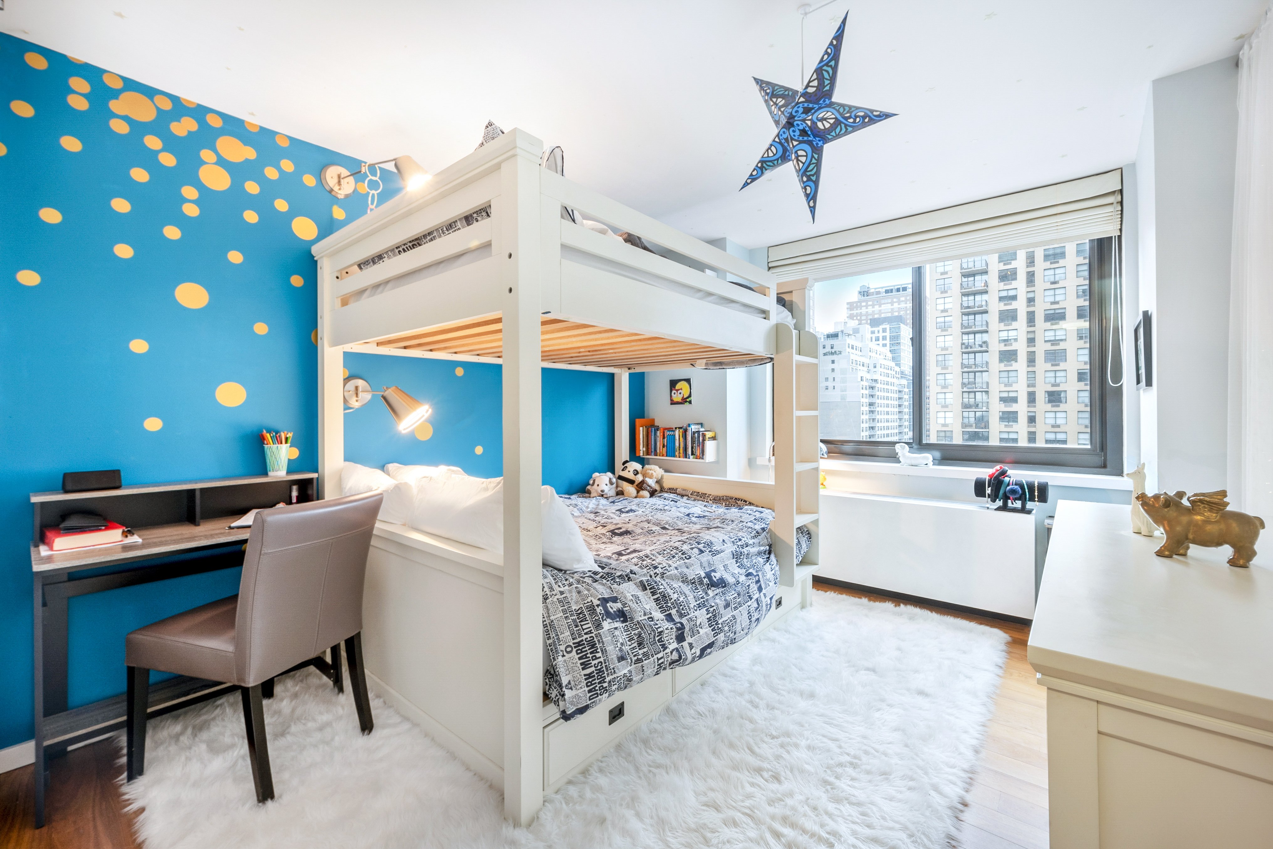 515 East 72nd Street 9L