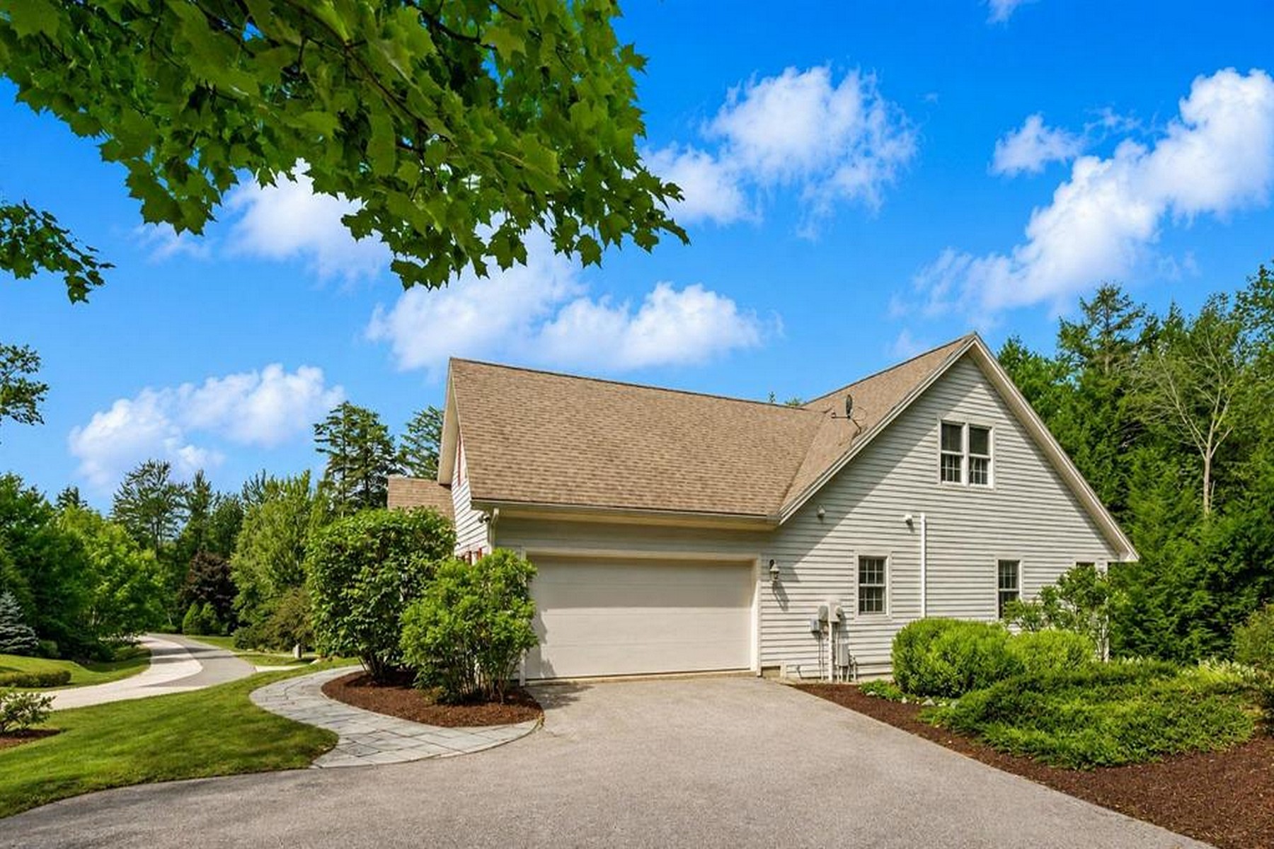123 Spruce Lane