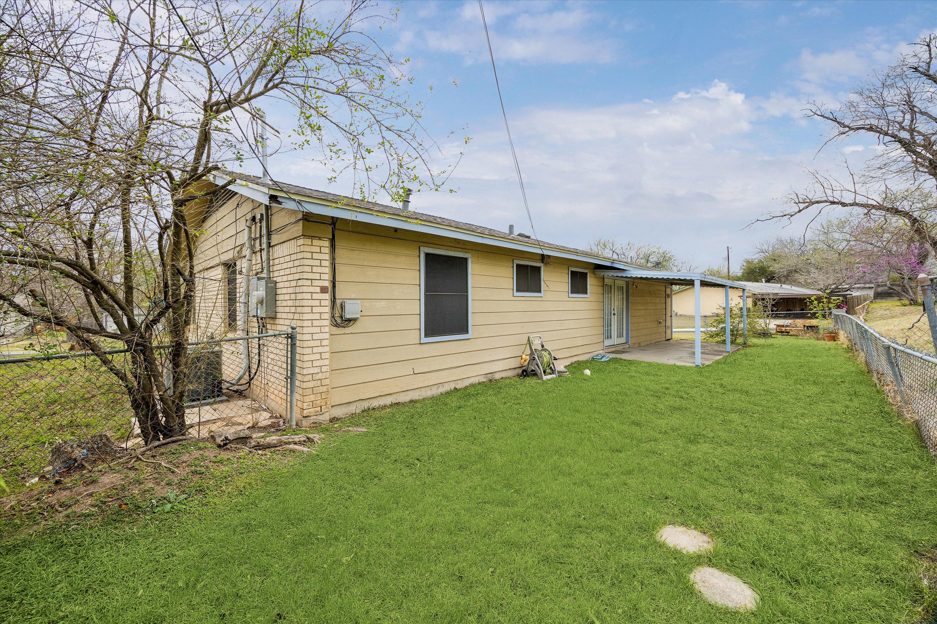 6811 Wake Forest Lane 