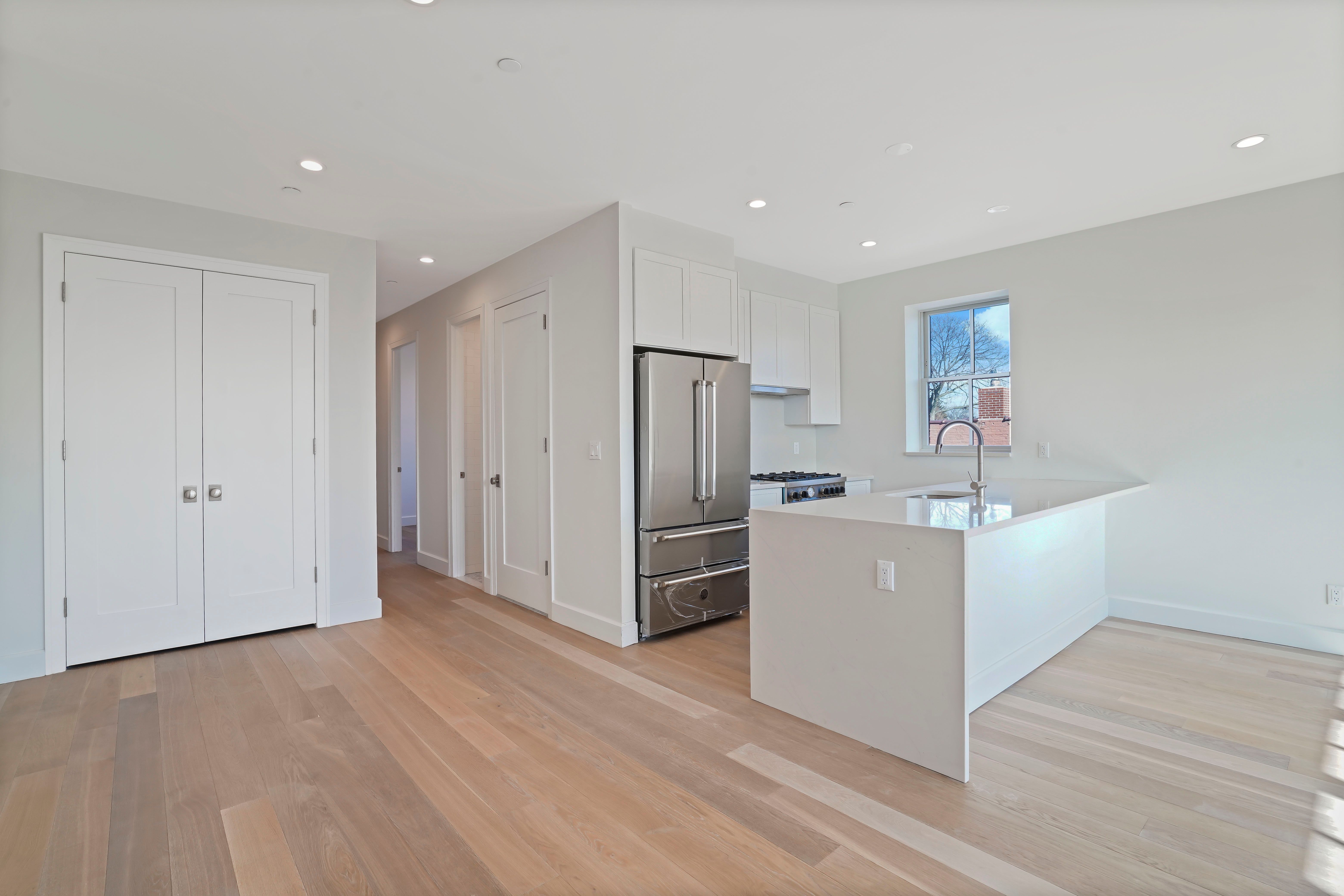 182 Minna Street , 3A