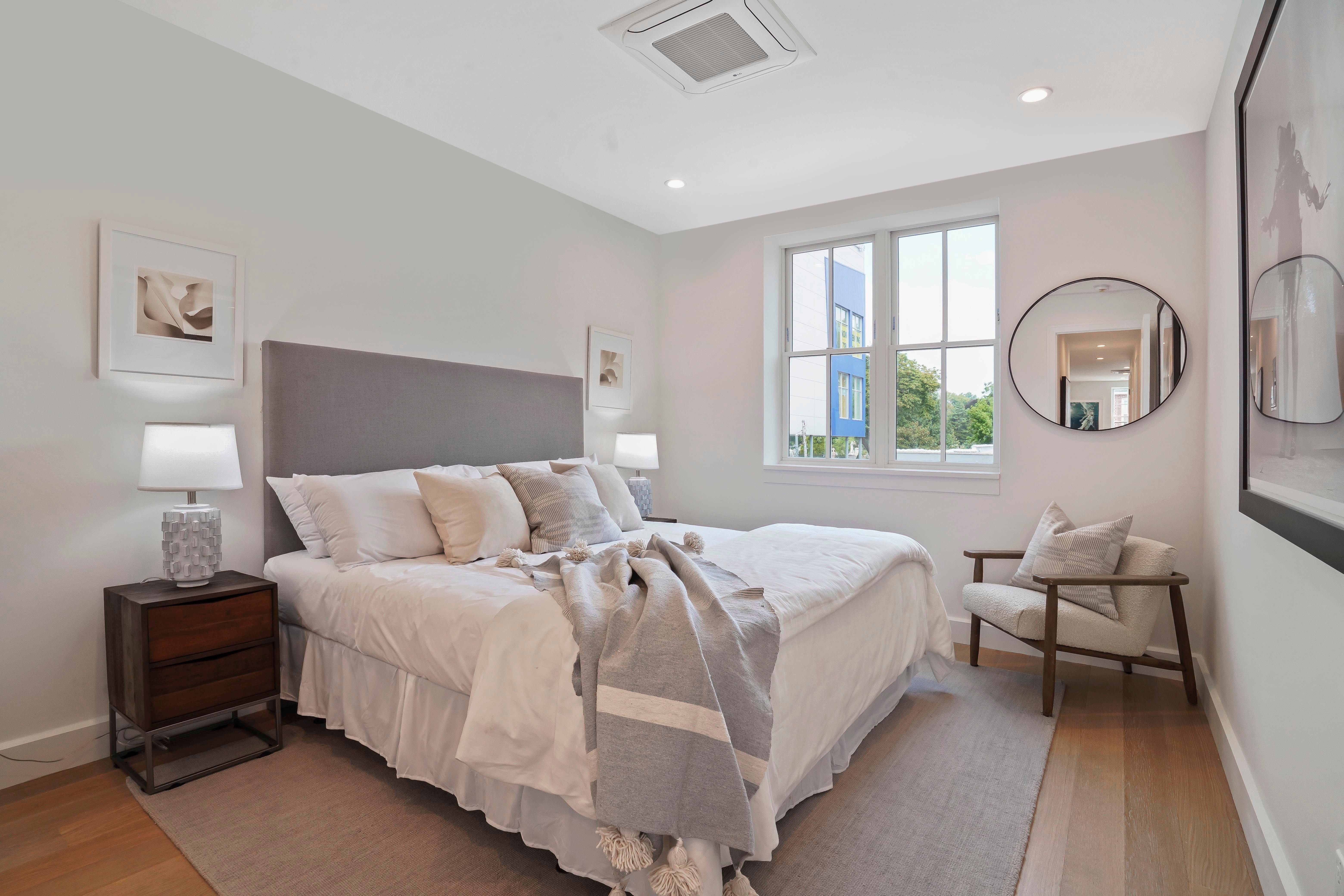 182 Minna Street , 3A