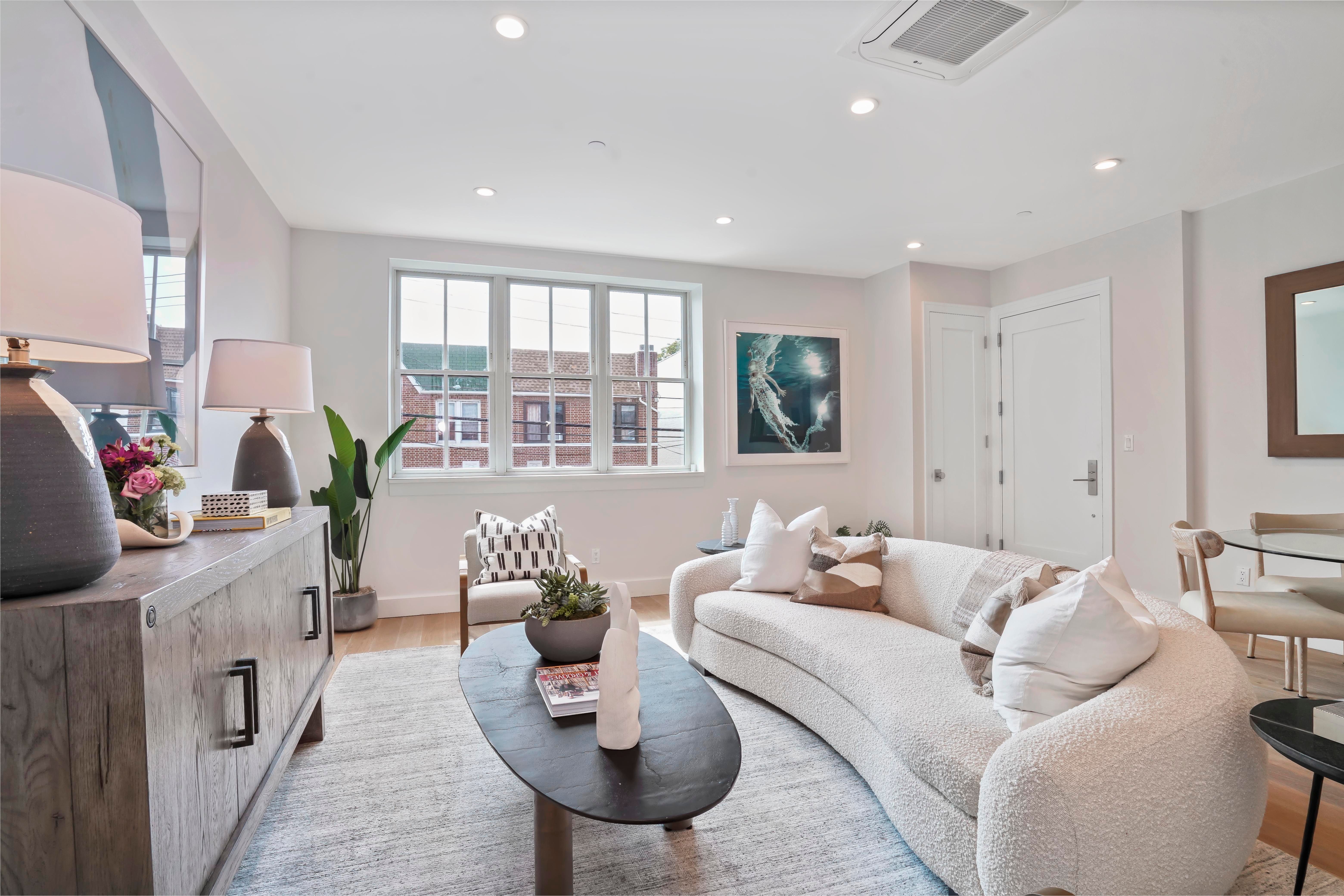 182 Minna Street , 3A