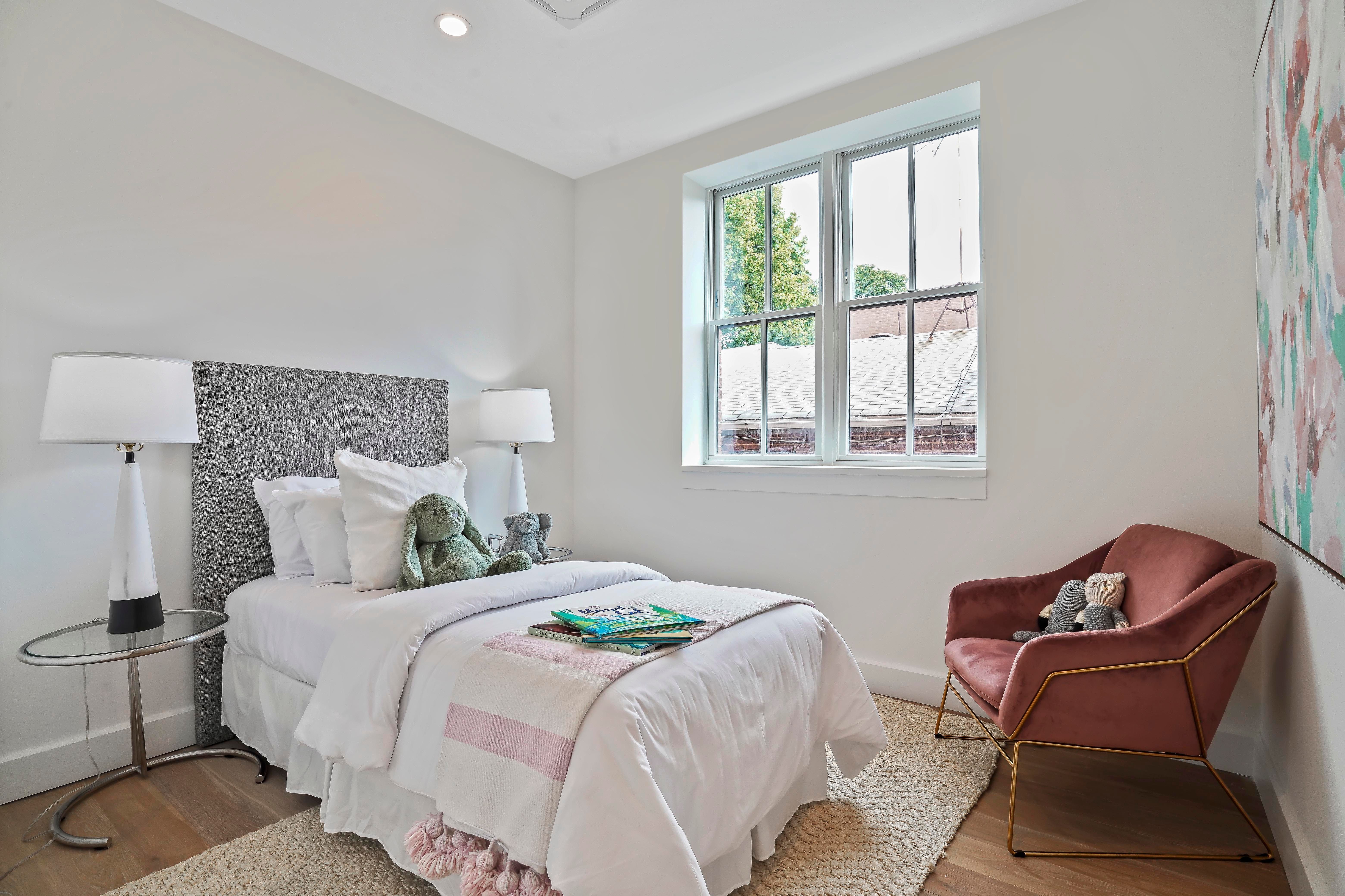 182 Minna Street , 3A