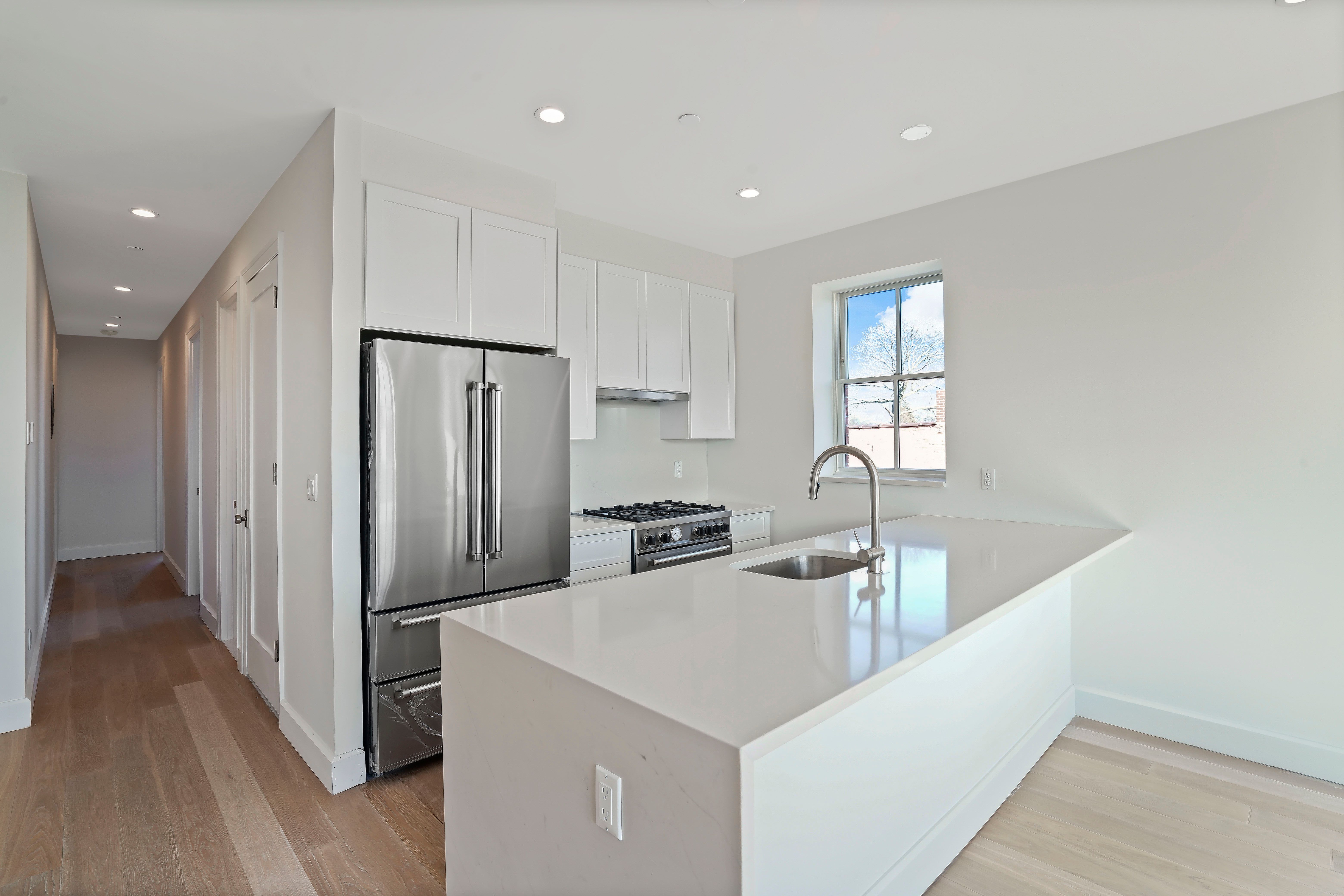 182 Minna Street , 3A