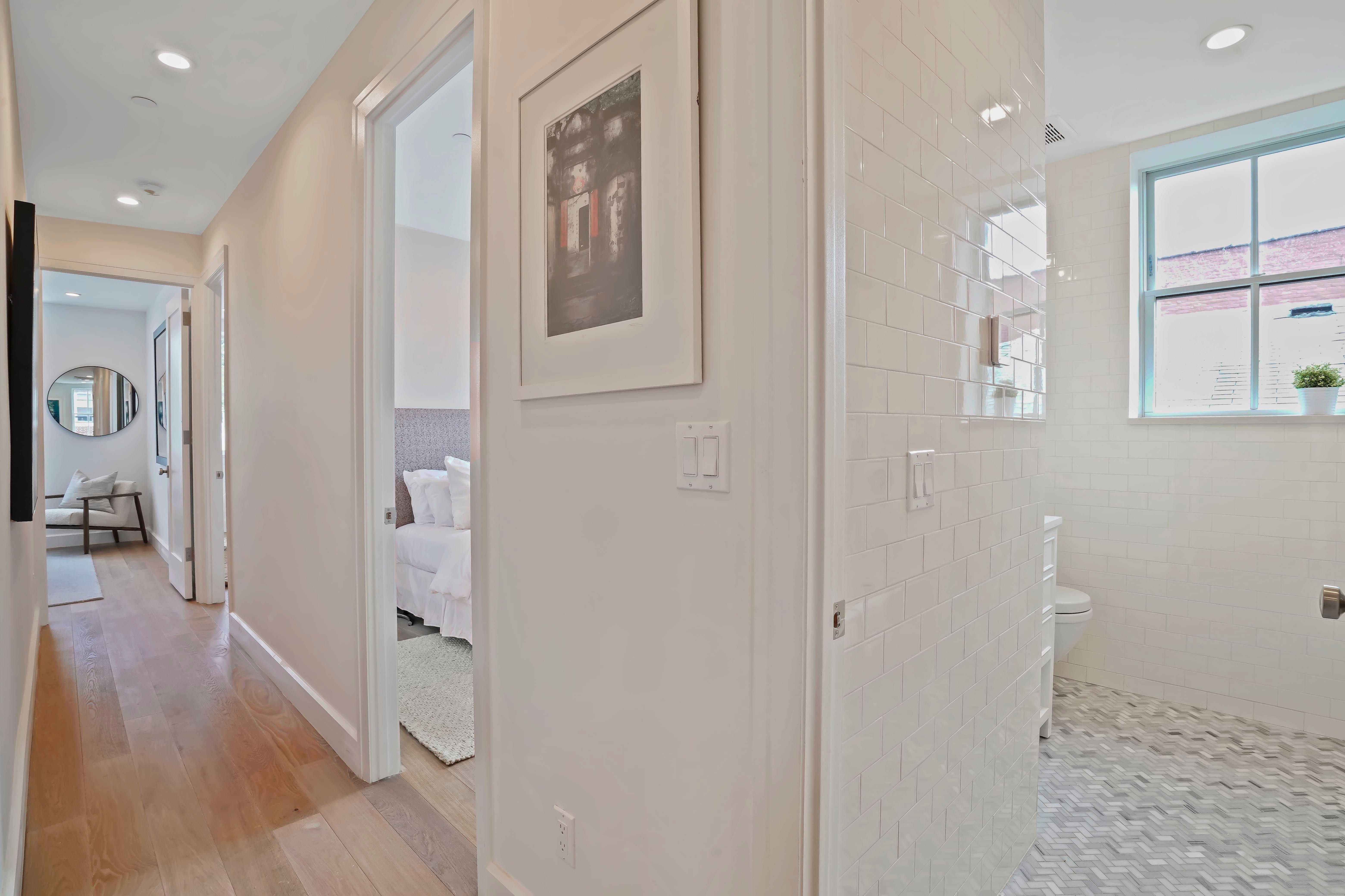 182 Minna Street , 3A