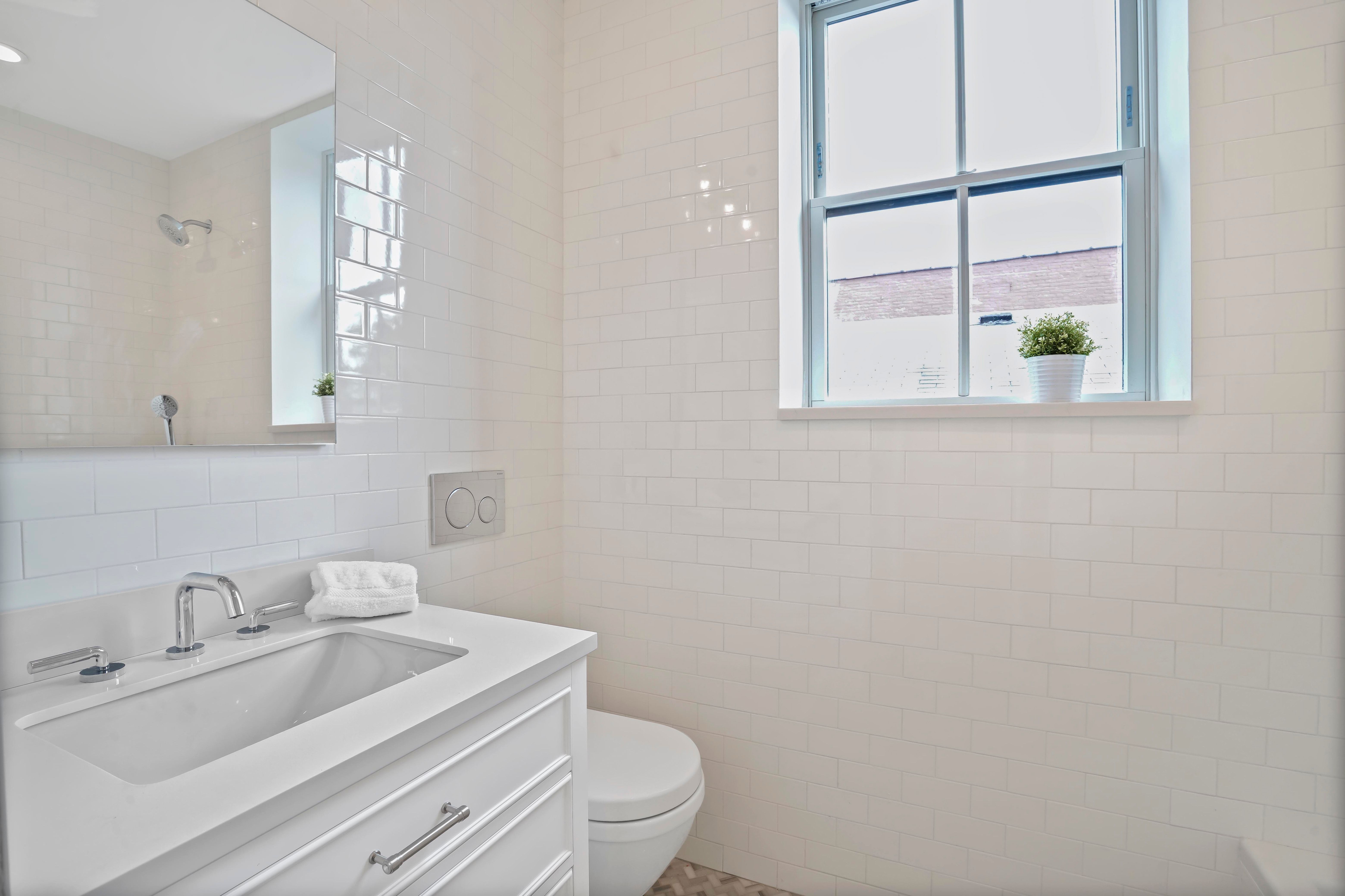 182 Minna Street , 3A