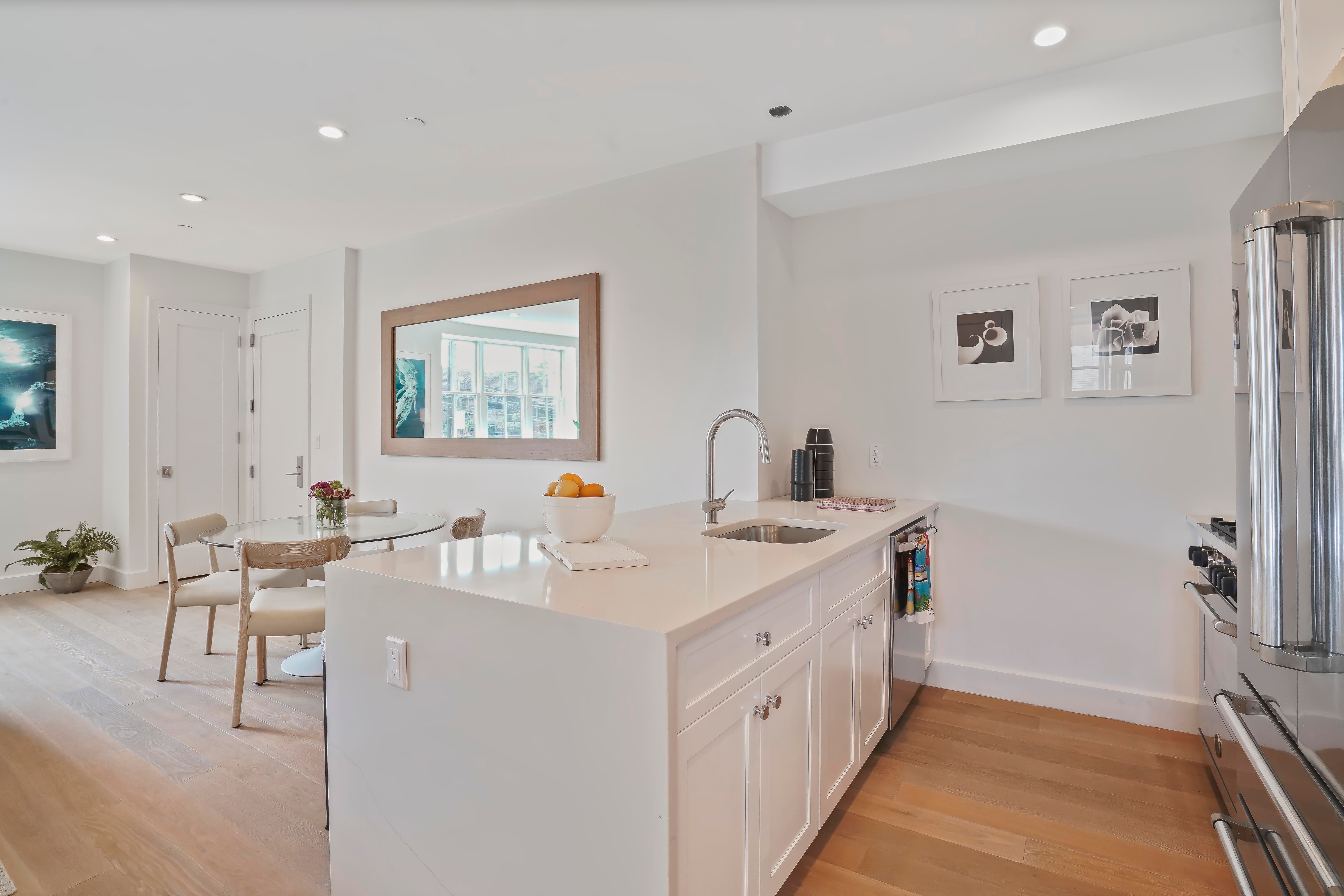 182 Minna Street , 3A